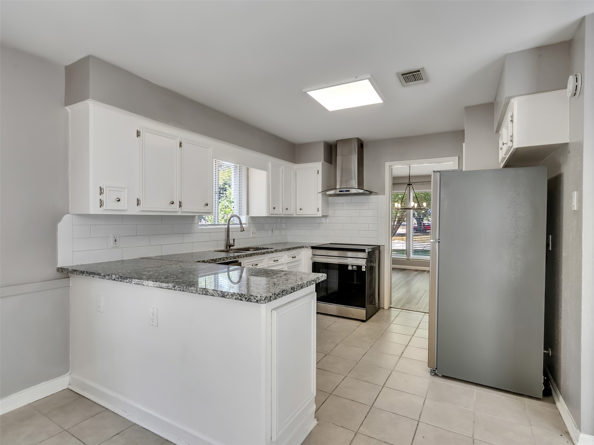 22939 Spring Willow Drive Property Photo 18