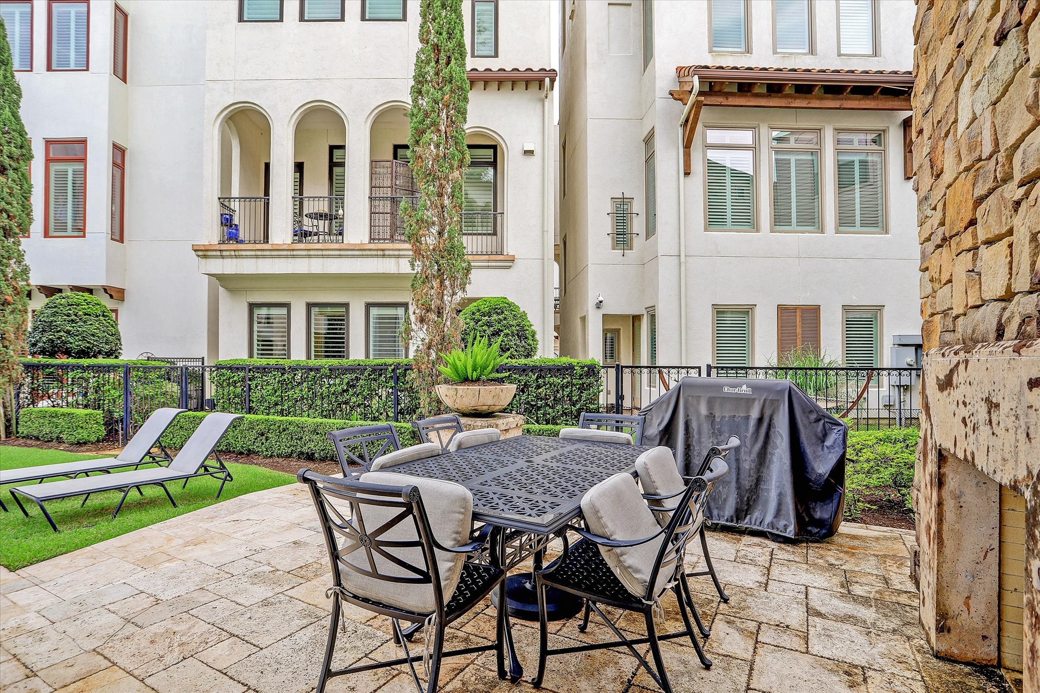 5214 Calle Montilla Place Property Photo 40