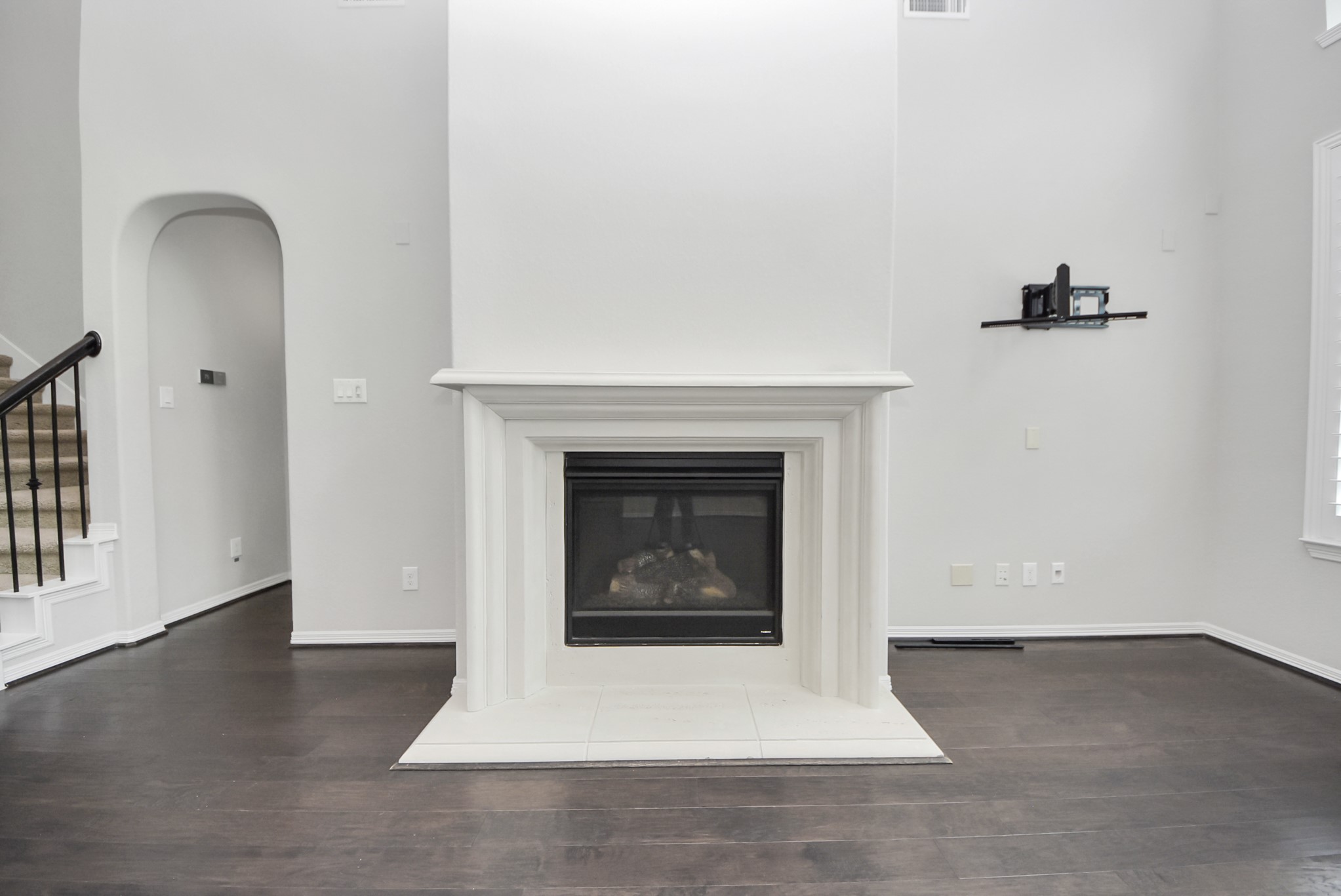 10139 Deerpark Drive Property Photo 8