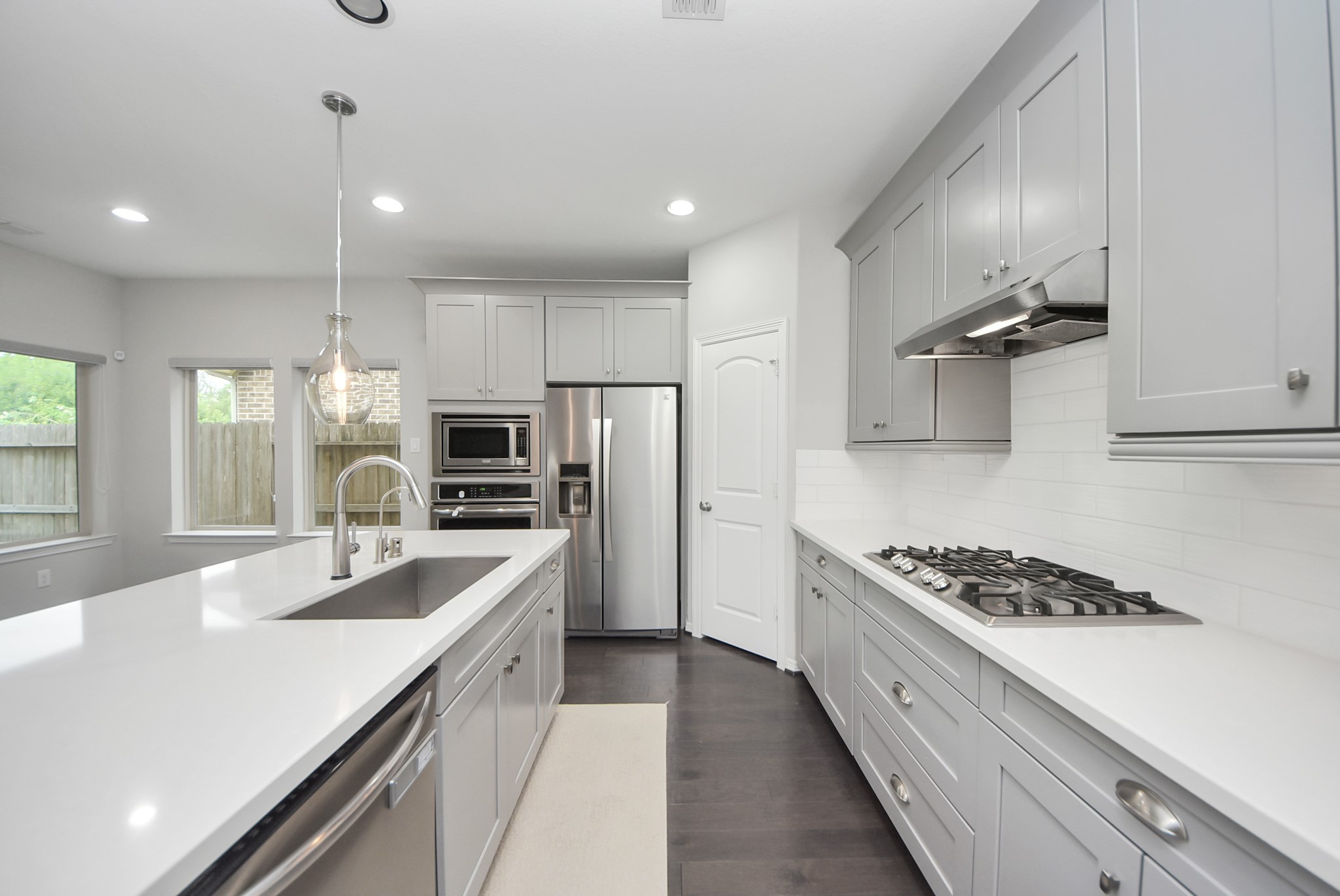 10139 Deerpark Drive Property Photo 13
