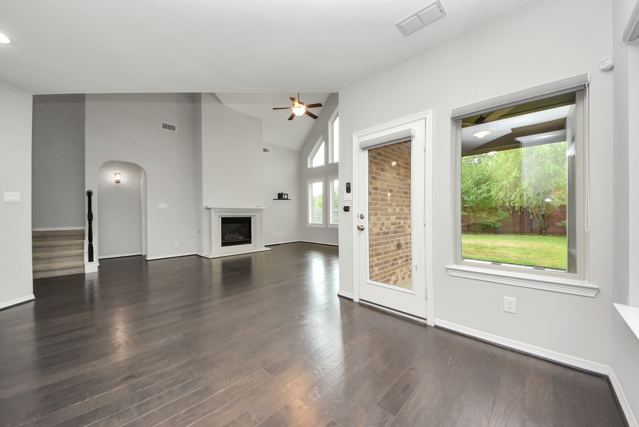 10139 Deerpark Drive Property Photo 19