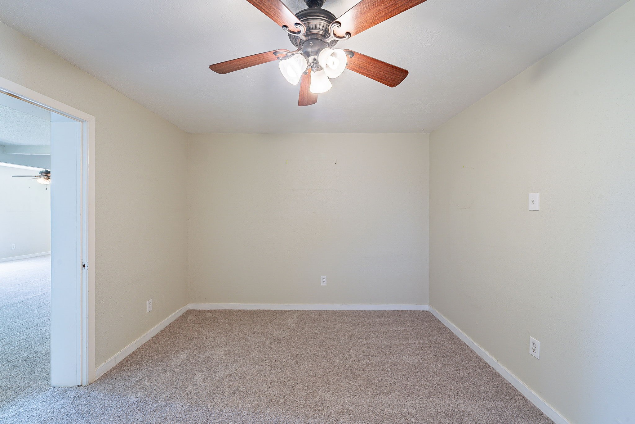 707 Terryhollow Street Property Photo 12