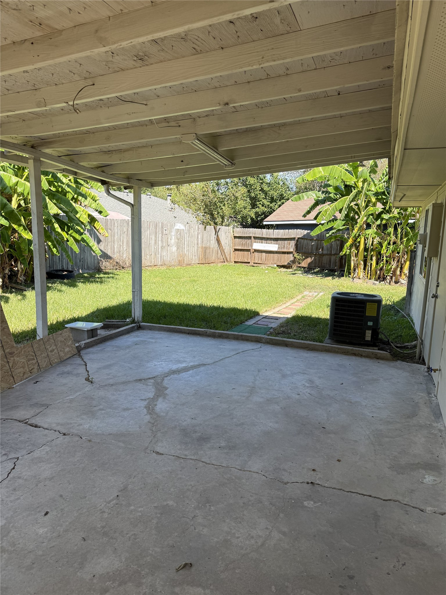 3846 Old Post Road Property Photo 3