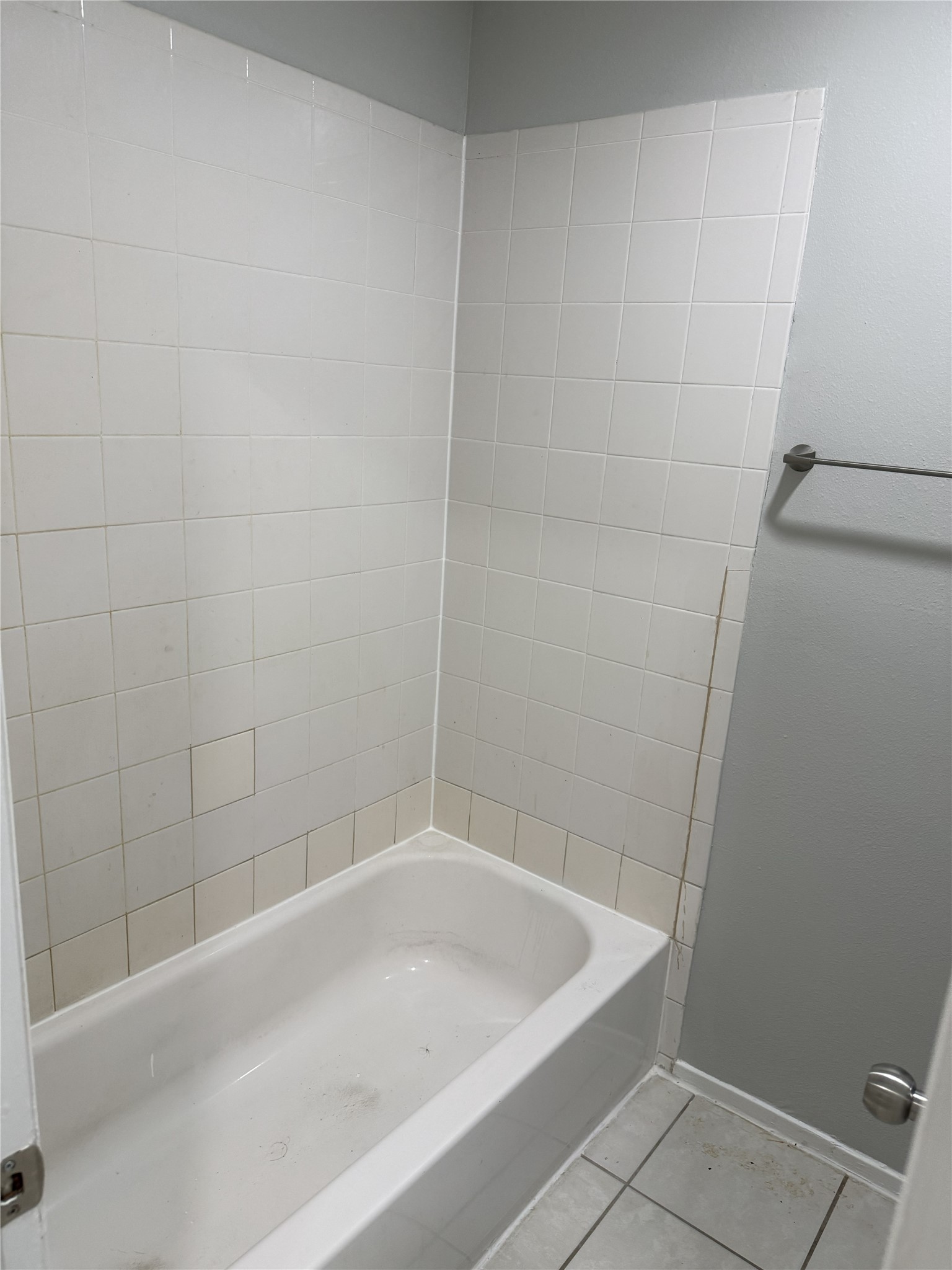 3846 Old Post Road Property Photo 5