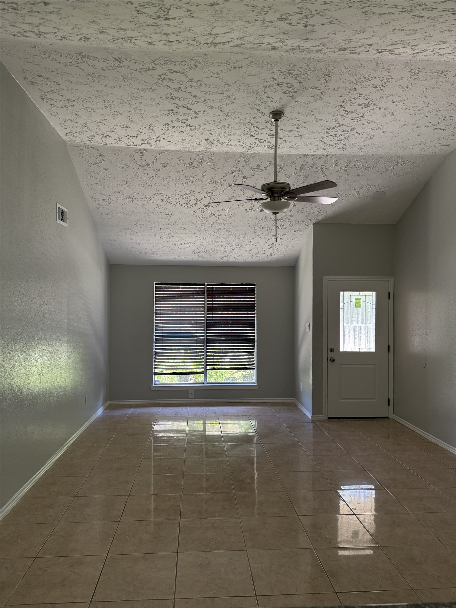 3846 Old Post Road Property Photo 5