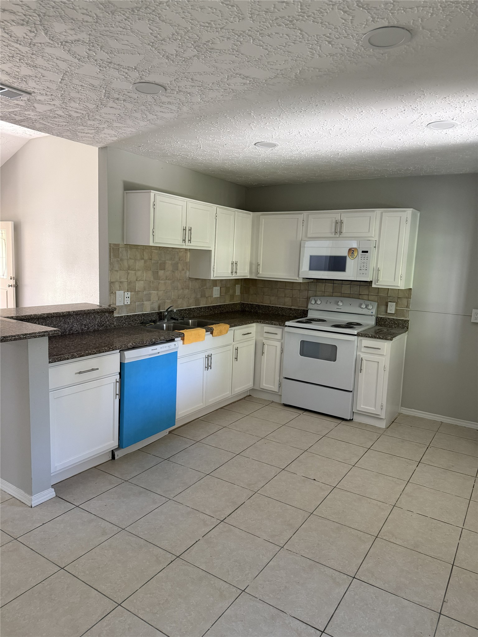 3846 Old Post Road Property Photo 11