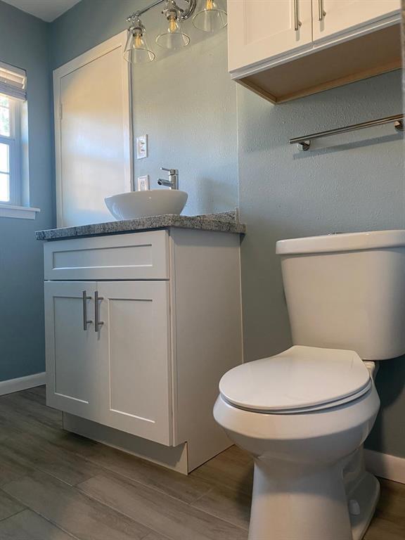 11206 Waxwing Street Property Photo 7