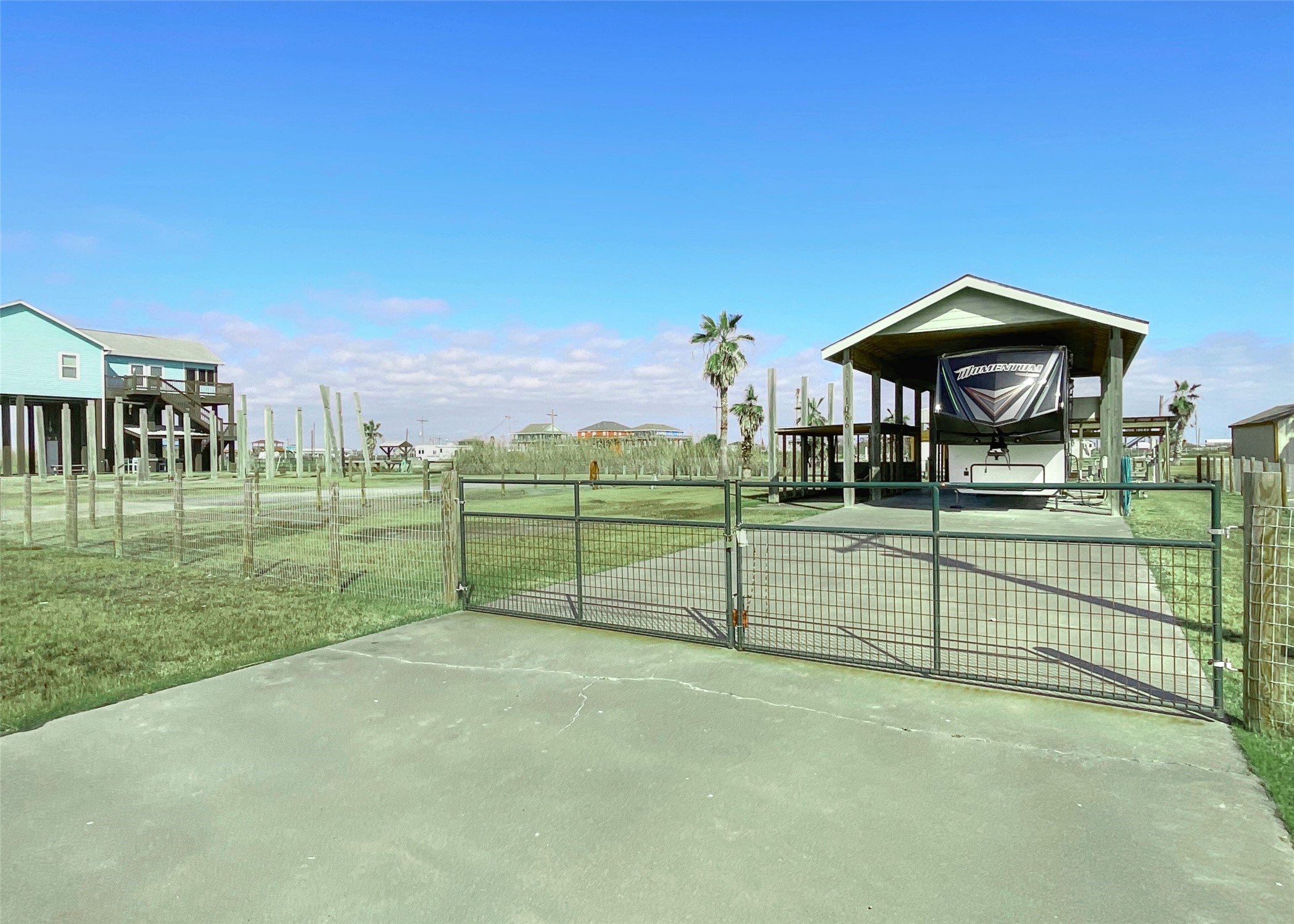 1062 & 1066 Pennington Street Property Photo 4