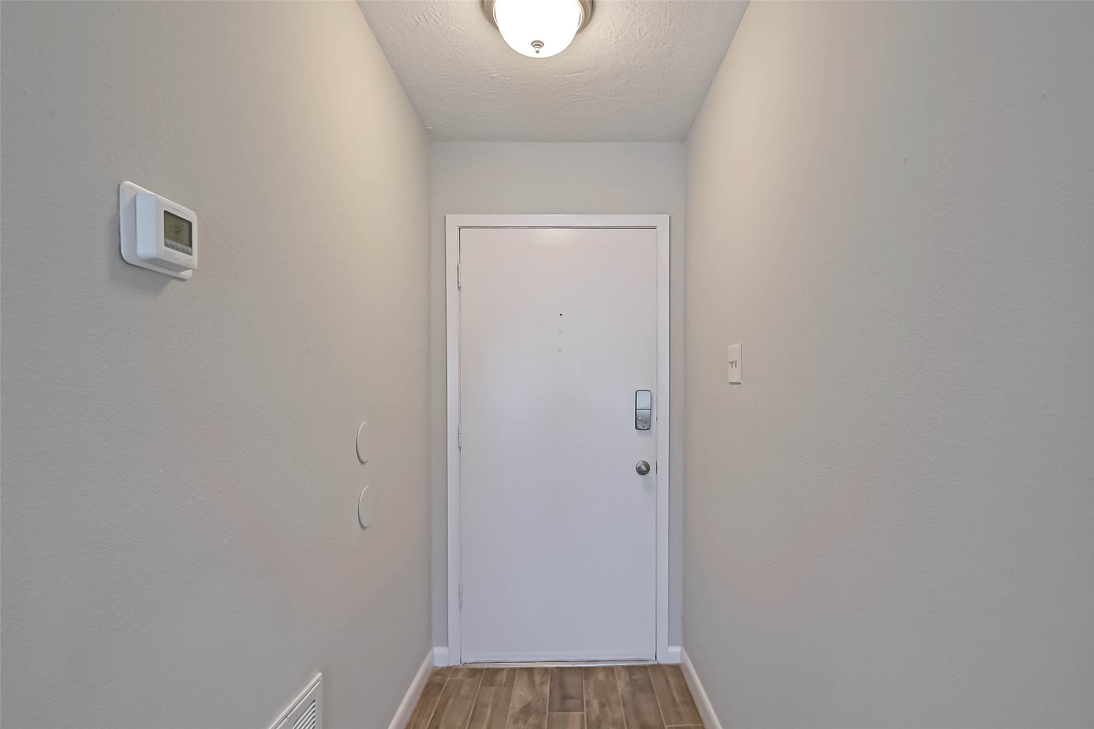 1003 Shadow Mountain Drive Property Photo 5