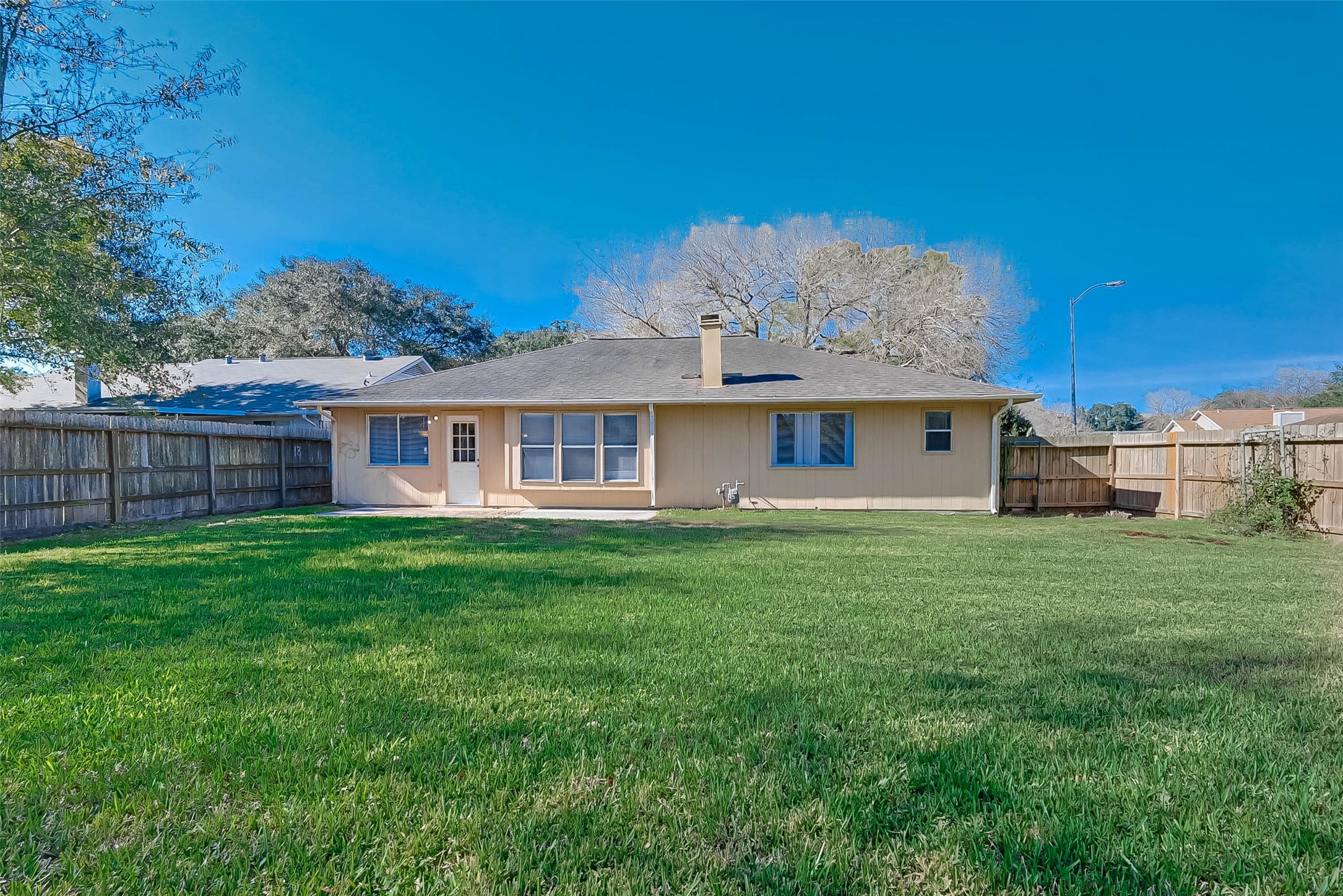 1003 Shadow Mountain Drive Property Photo 33