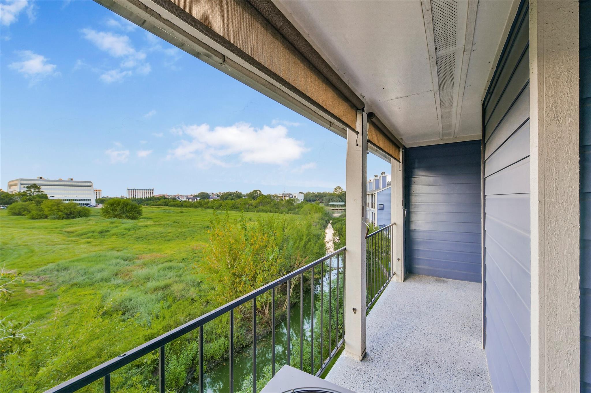 18515 Egret Bay Boulevard # 702, Webster Tx 77058 Property Photo 1