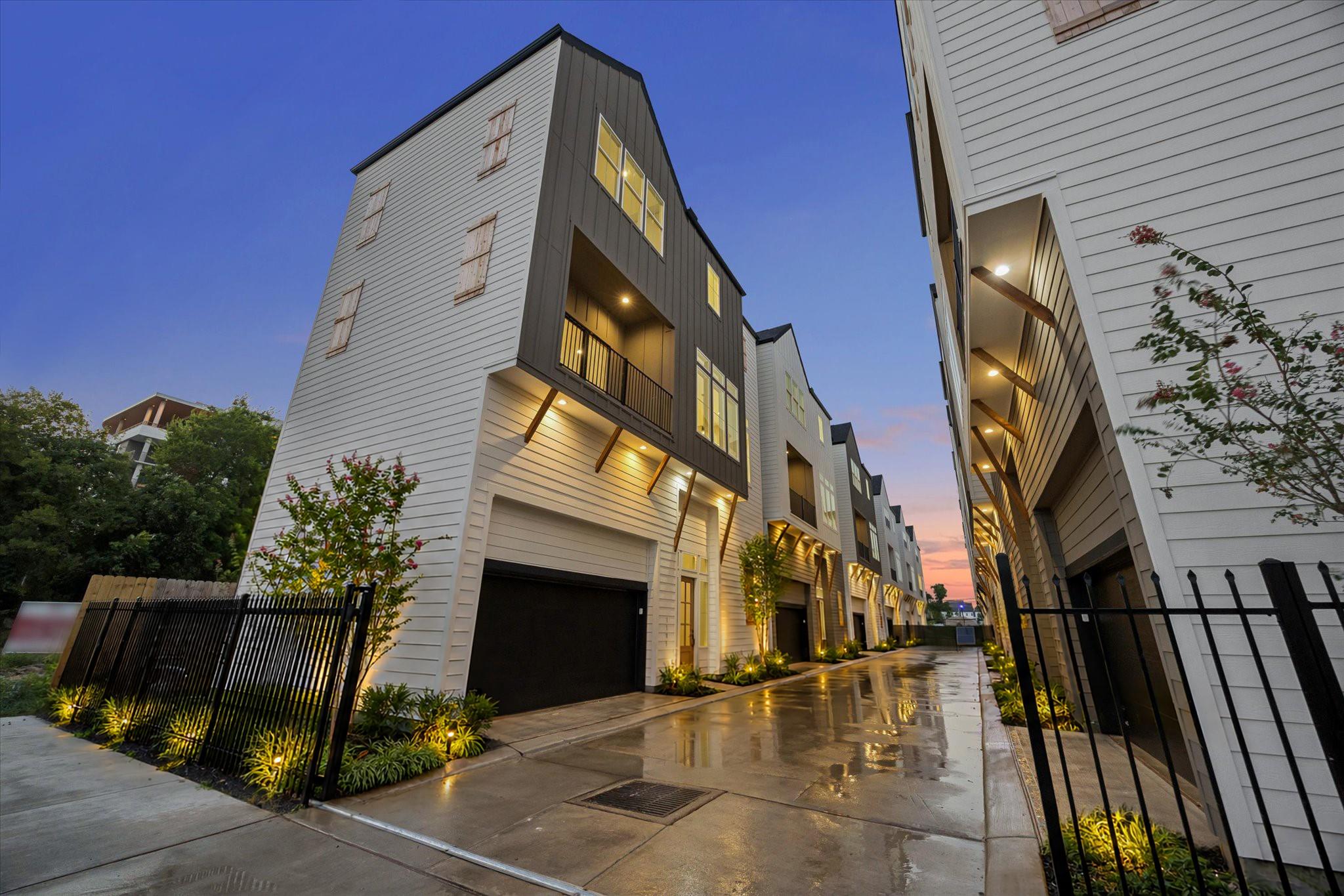 1187 W 19th Street, Houston Tx 77008 Property Photo 1