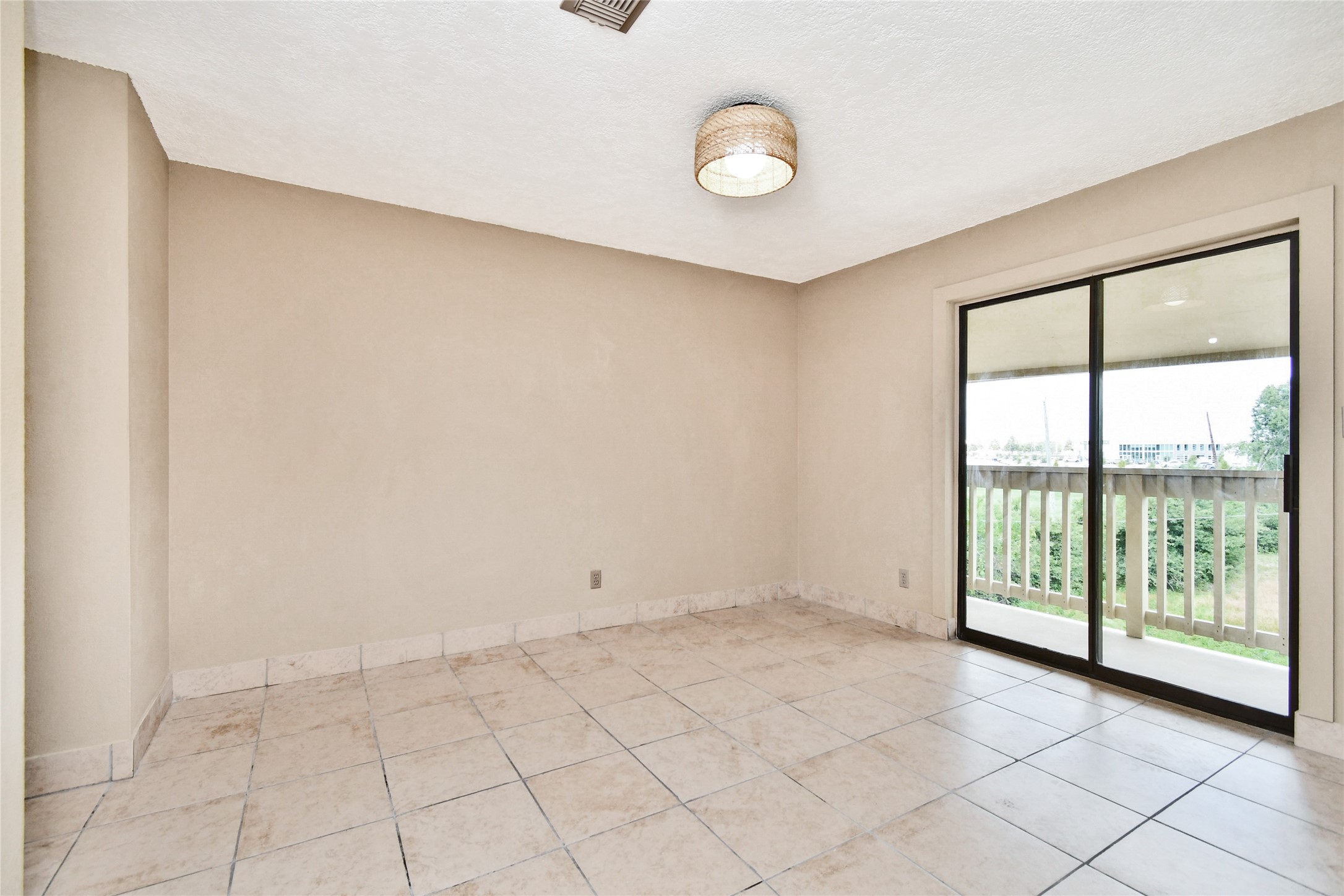 2501 Gulf Freeway 14a Property Photo 19