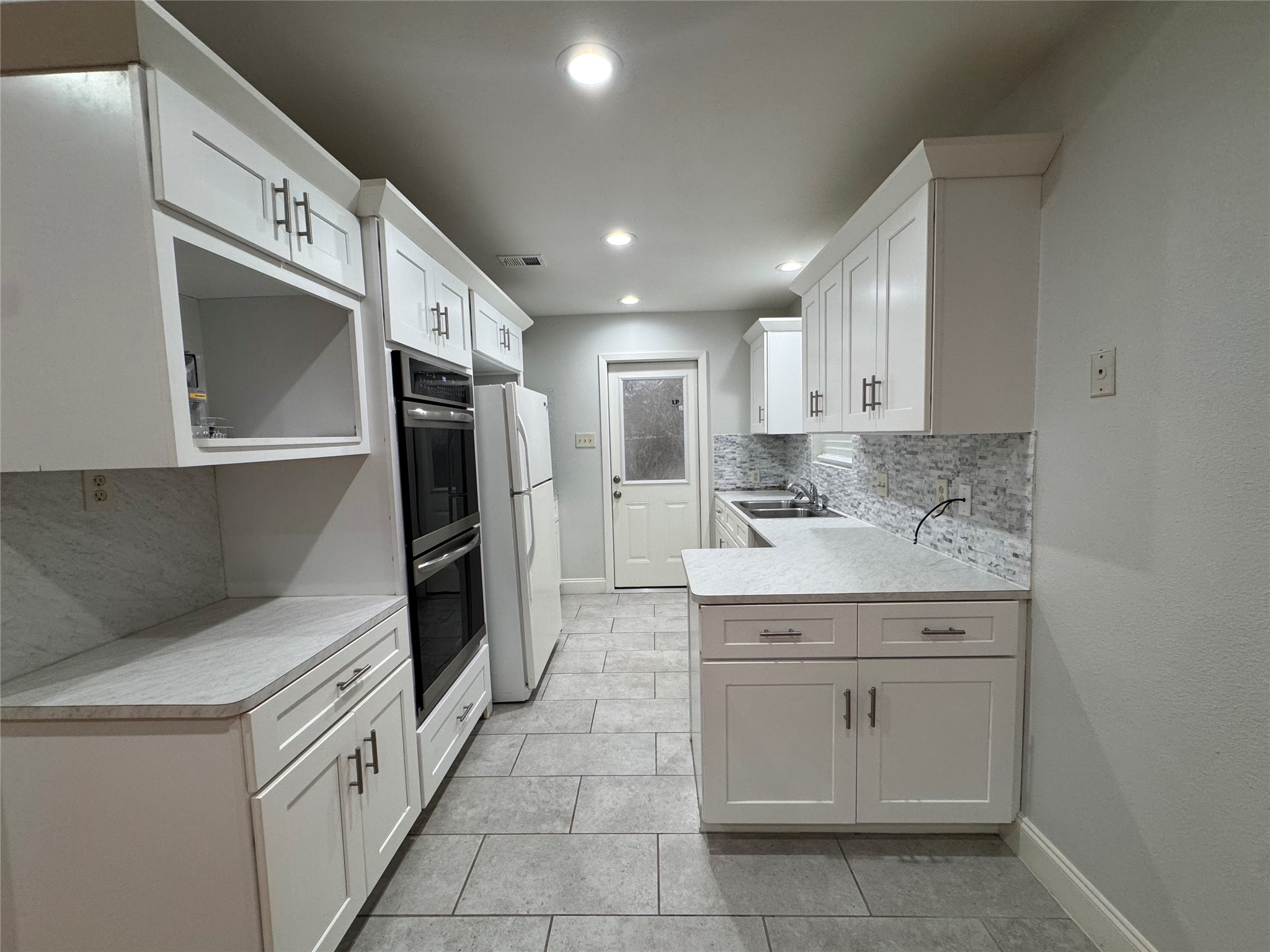 12119 Dunlap Street Property Photo 5