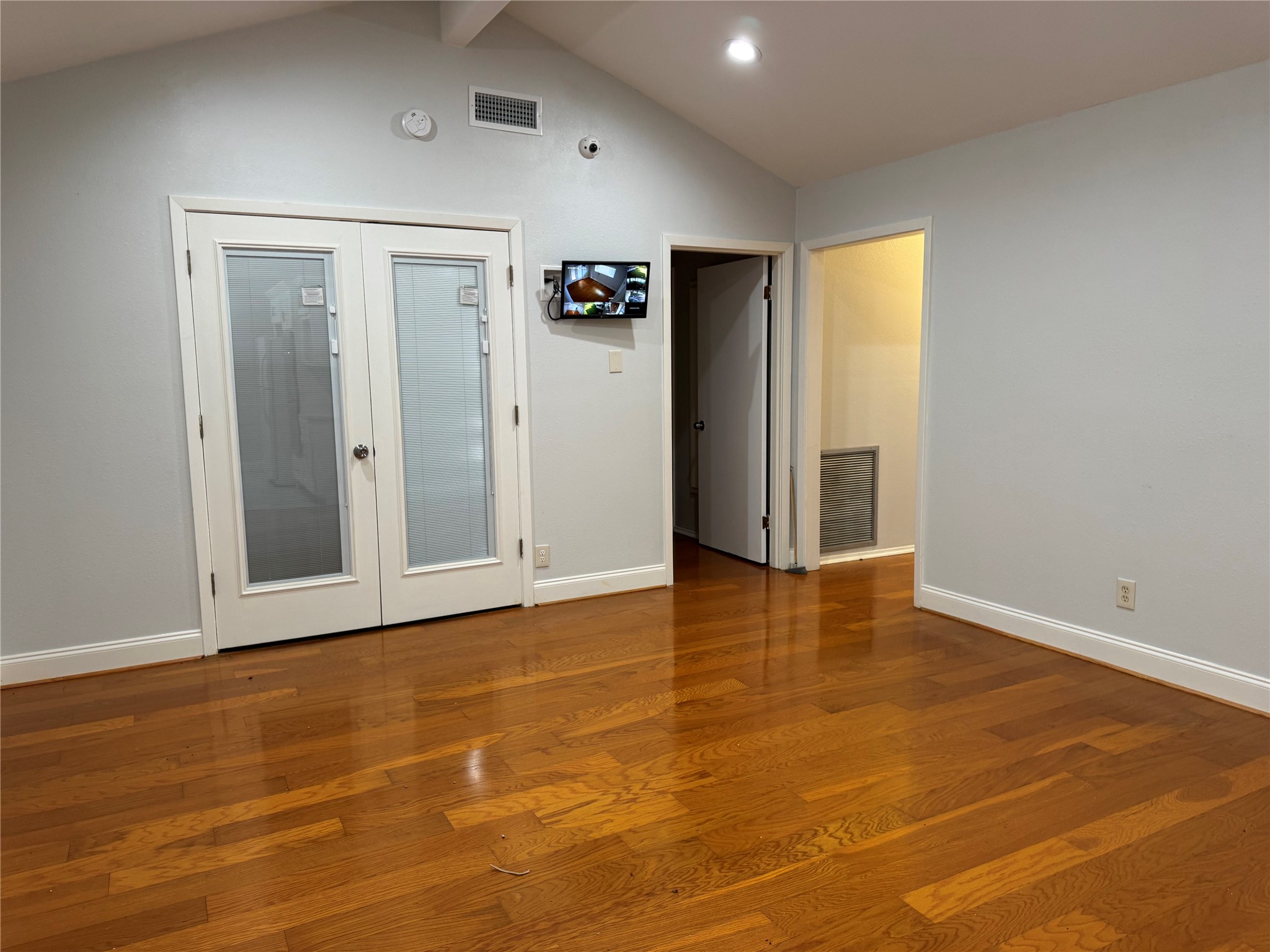 12119 Dunlap Street Property Photo 8