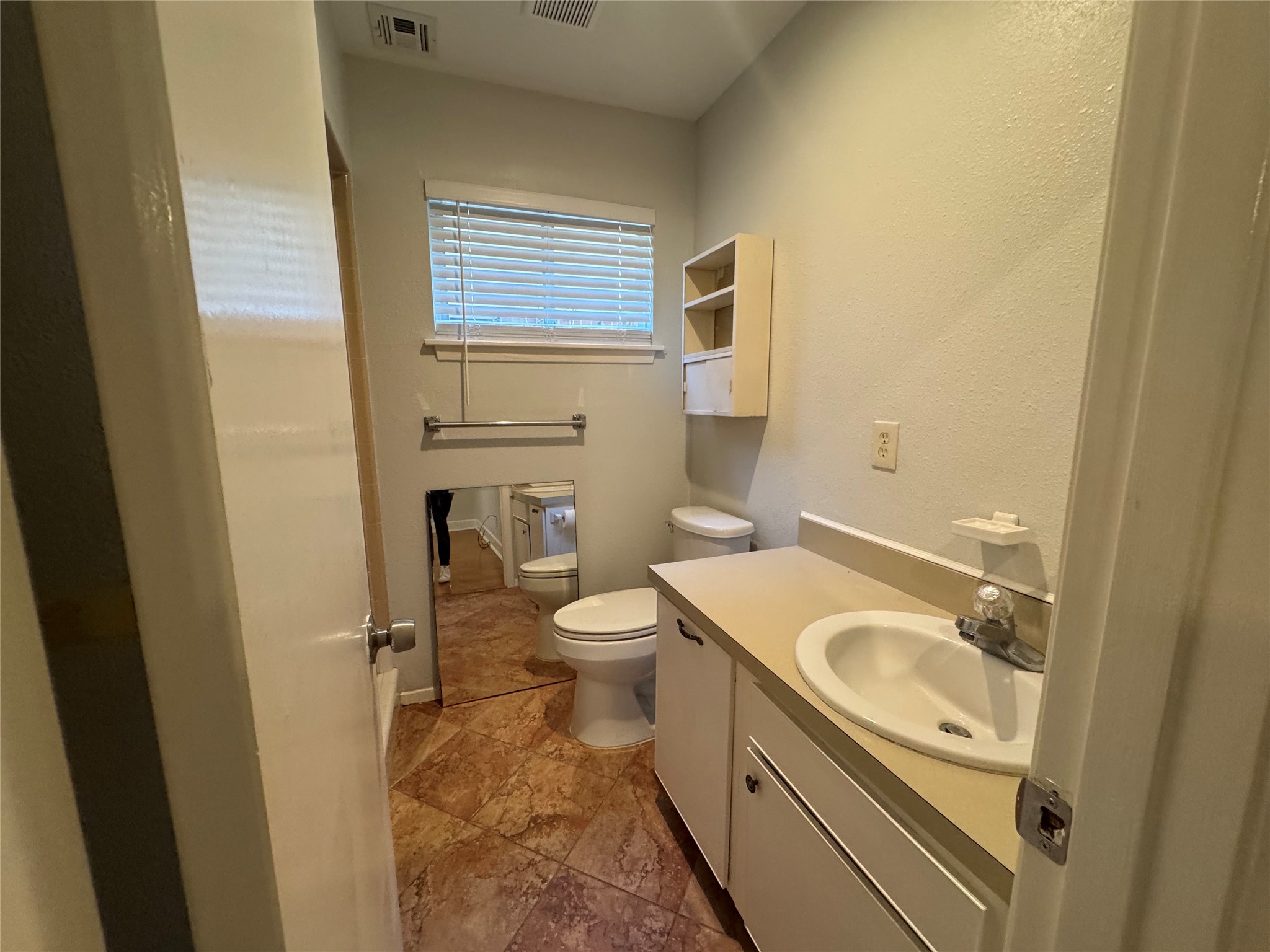 12119 Dunlap Street Property Photo 14