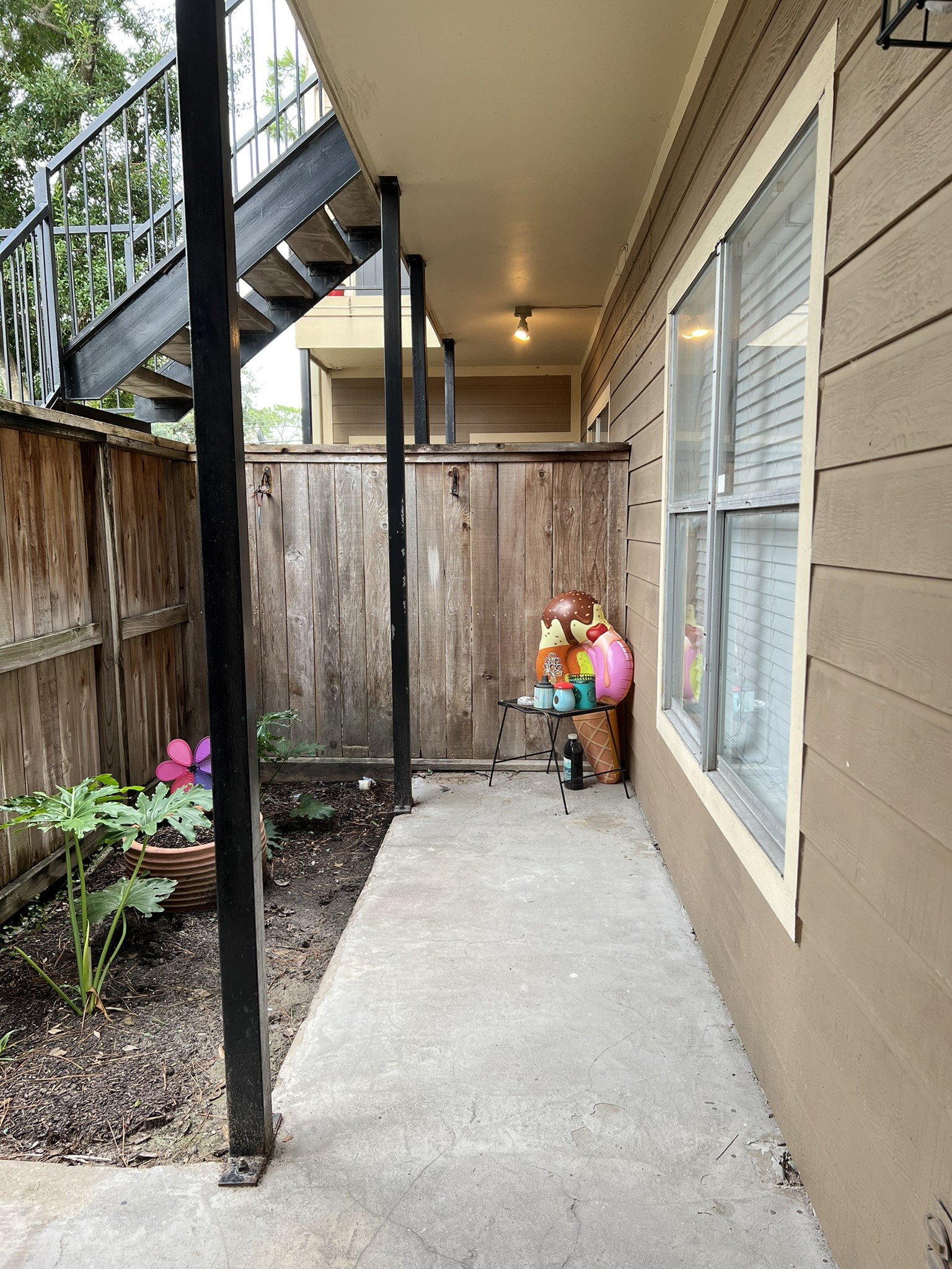 728 Bering Drive 9 Property Photo 2