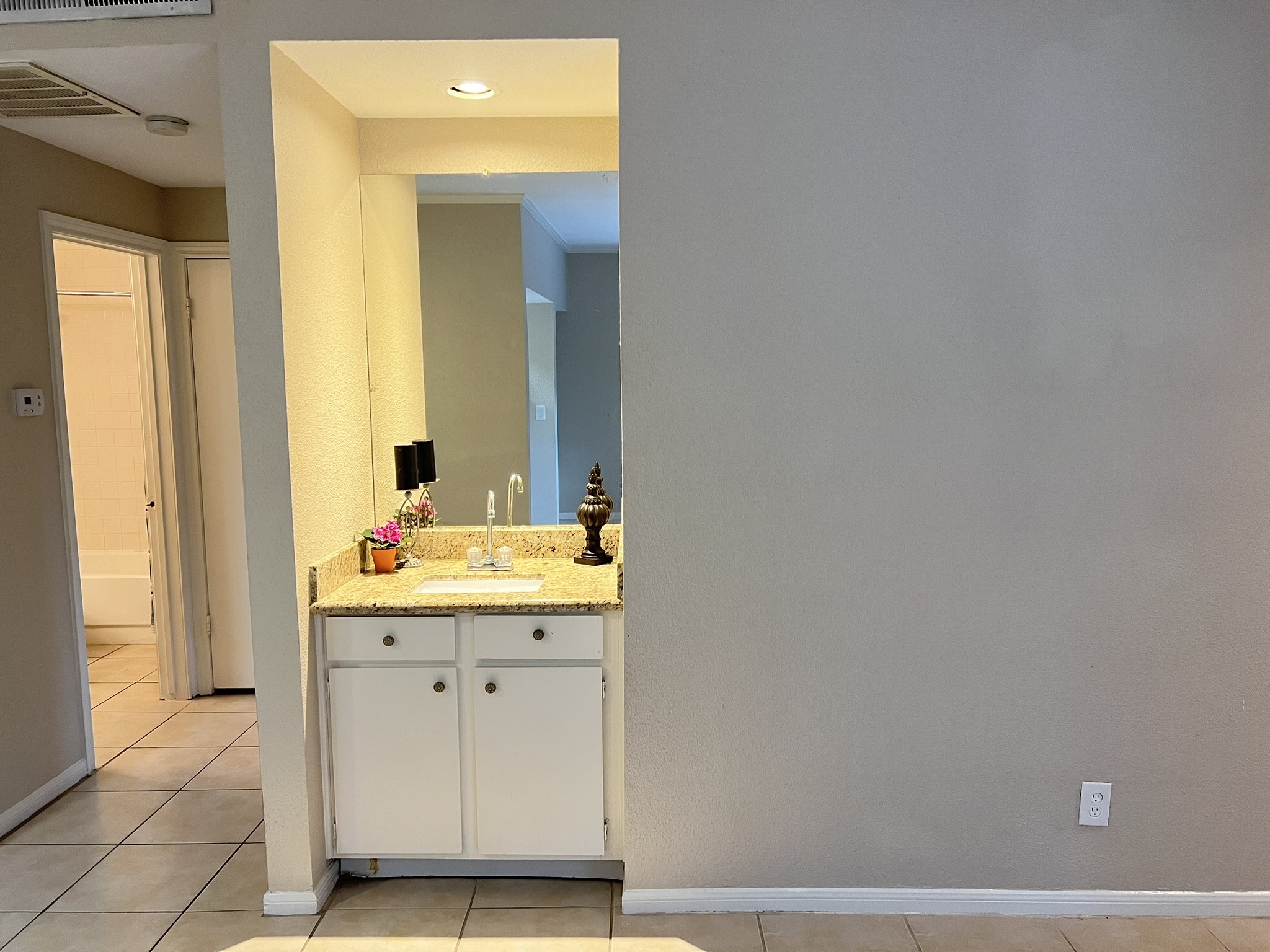 728 Bering Drive 9 Property Photo 8