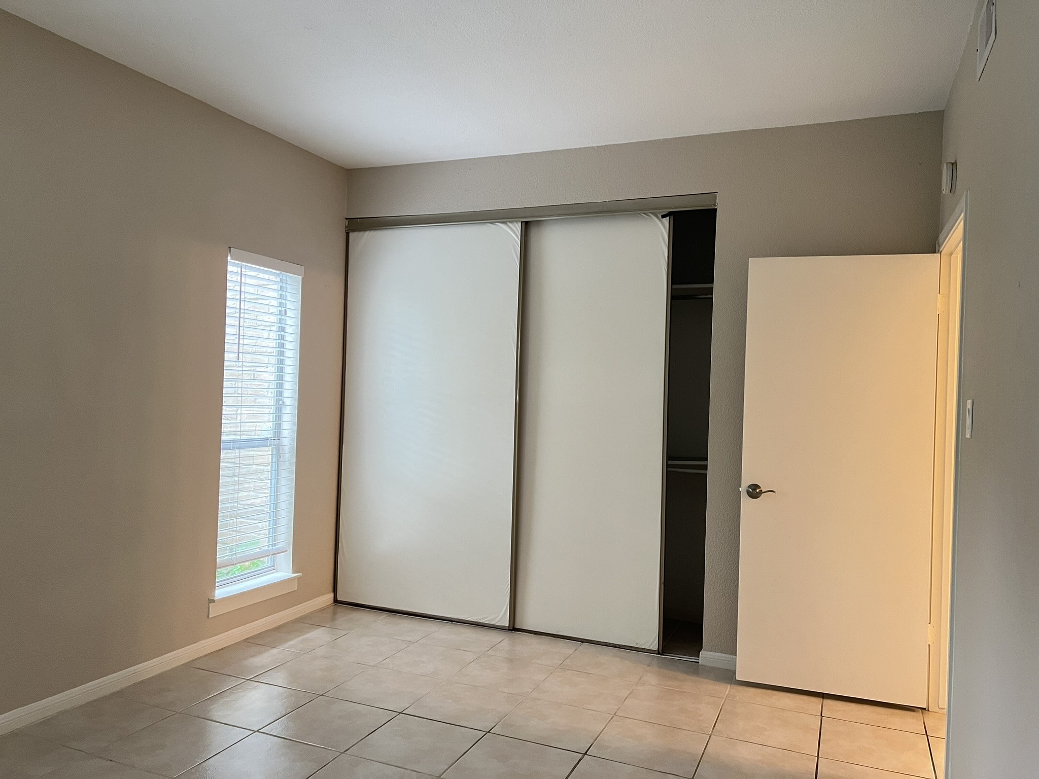 728 Bering Drive 9 Property Photo 16