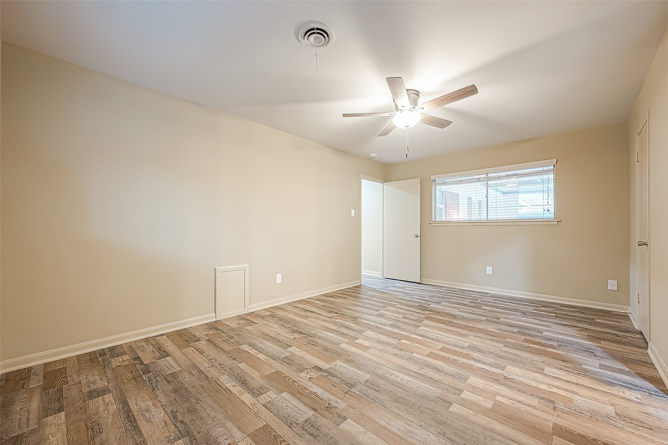 722 Venice Street Property Photo 15