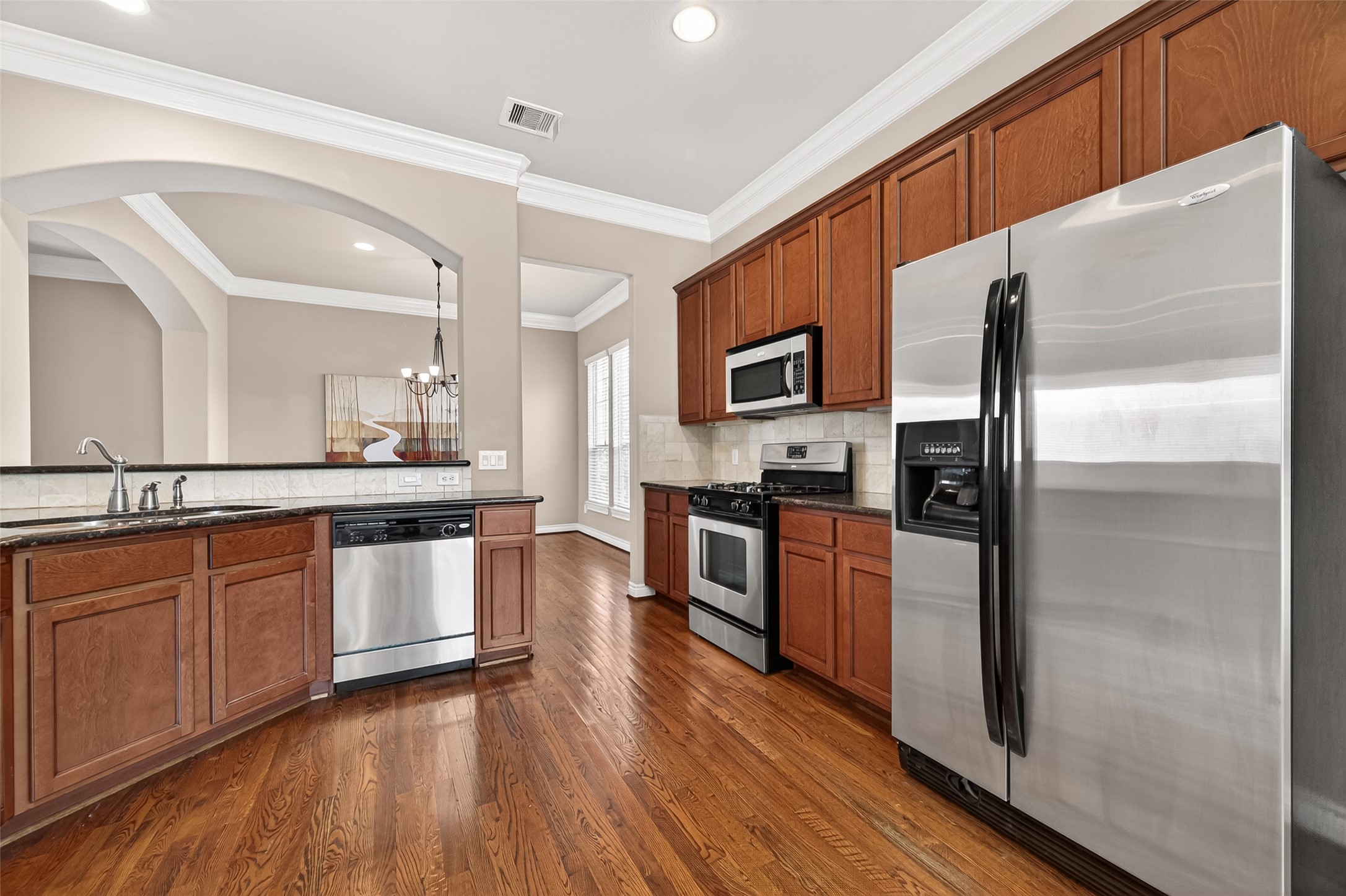 8810 Lakeshore Bend Drive Property Photo 19