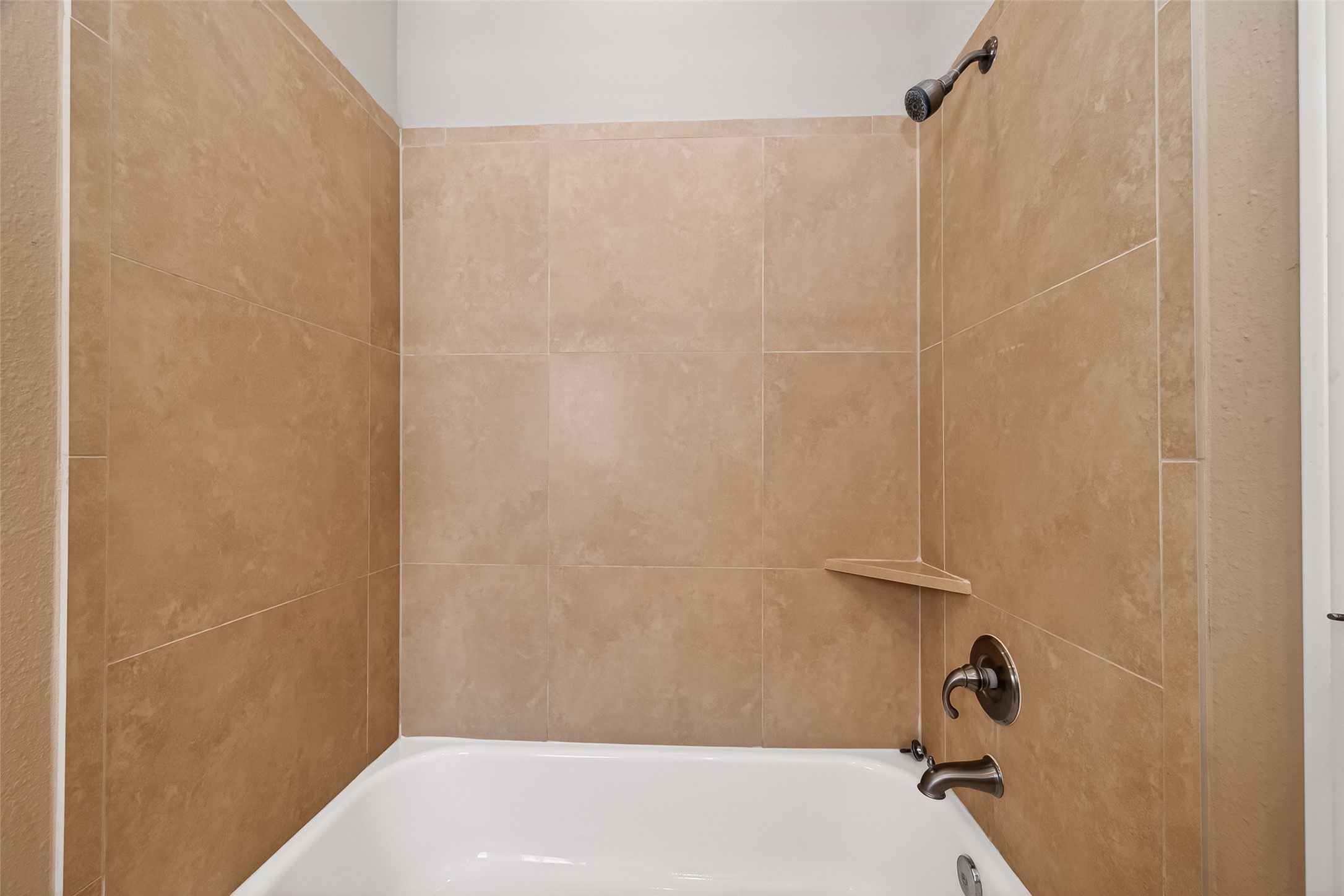 8810 Lakeshore Bend Drive Property Photo 41