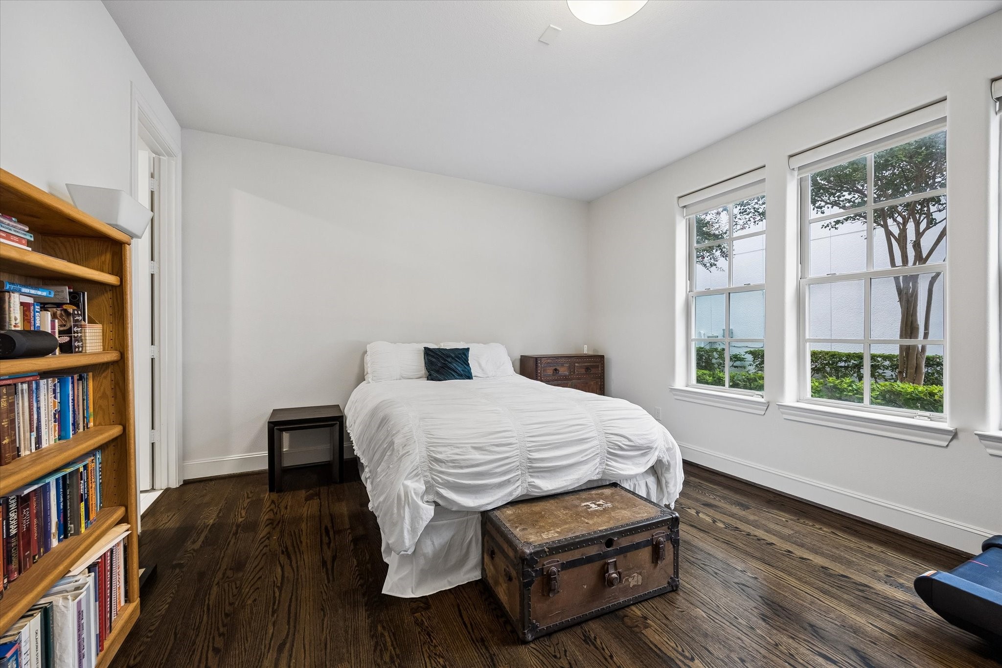 2725 Cohn Garden Property Photo 8