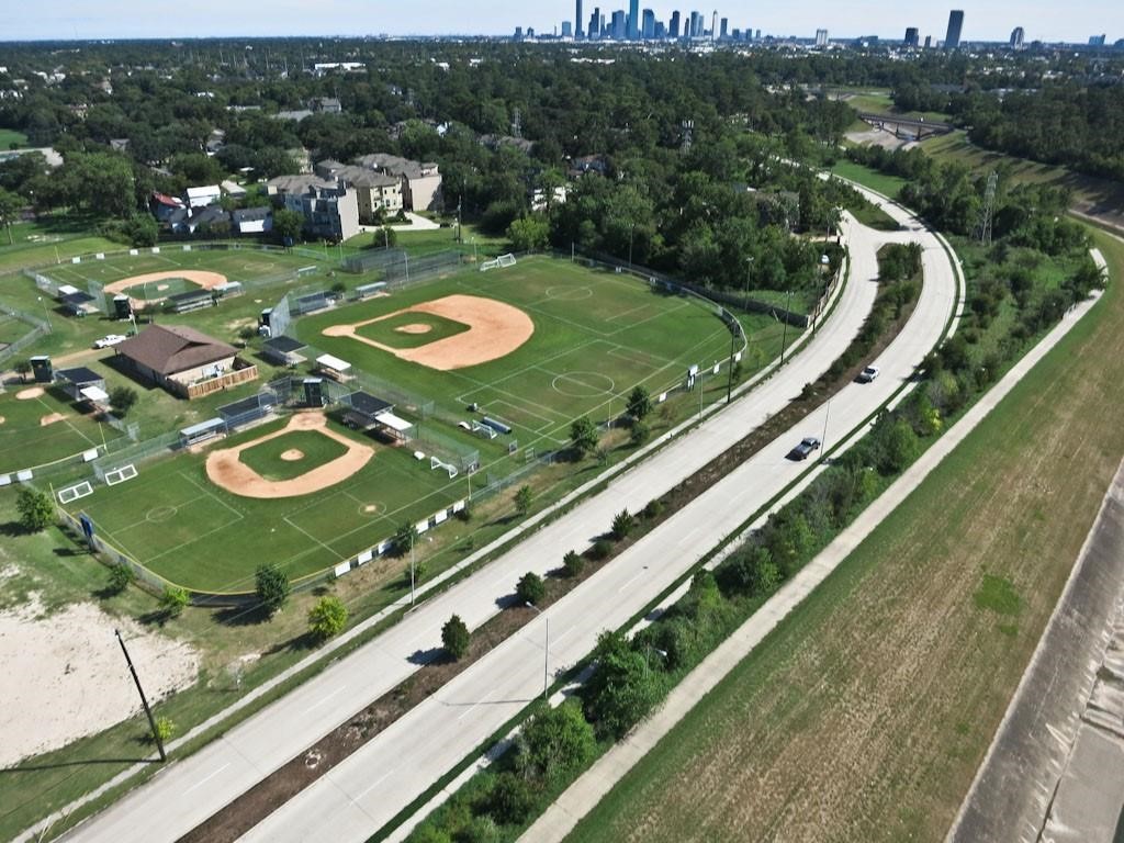 2725 Cohn Garden Property Photo 32