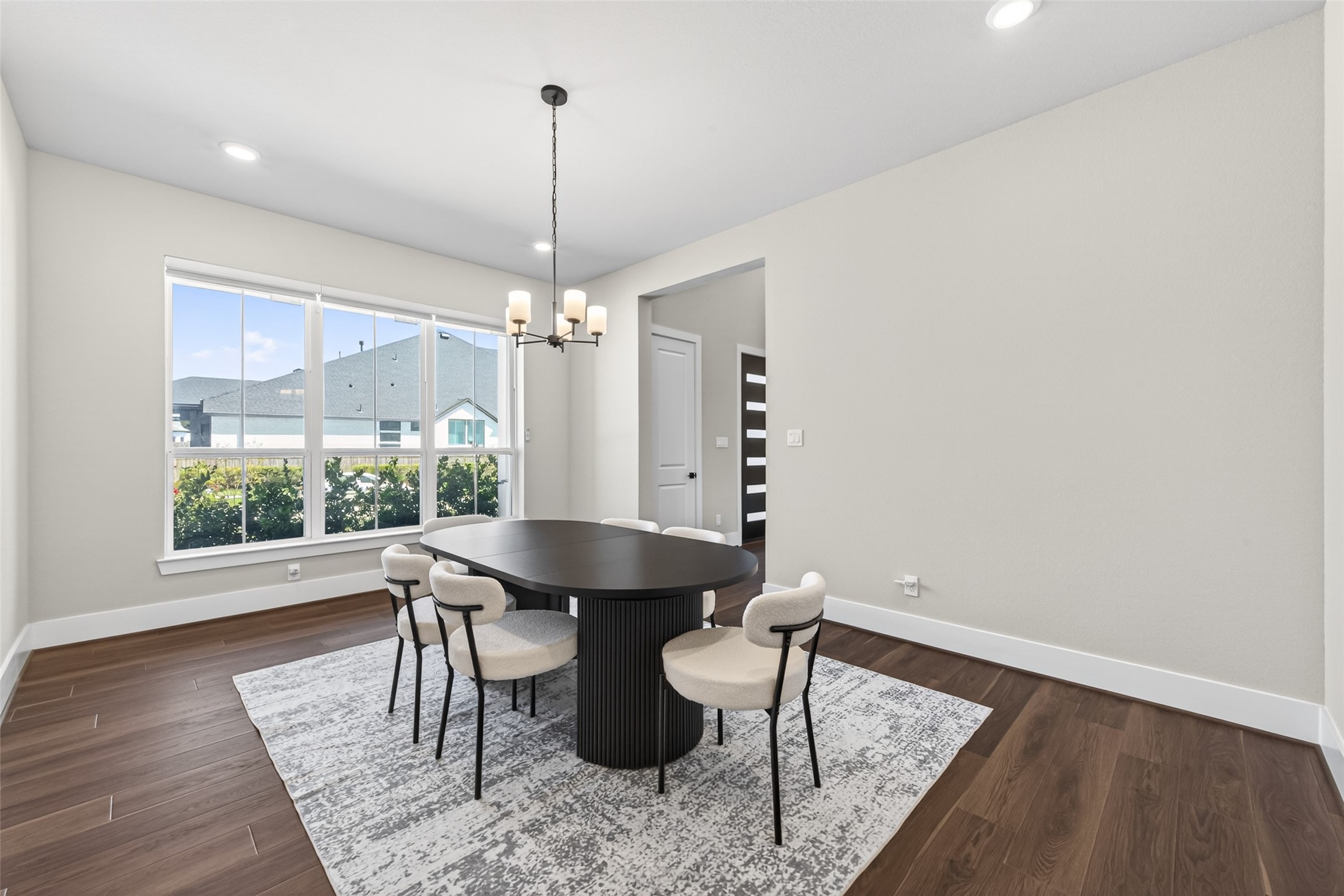 1303 Royal Knoll Lane Property Photo 8