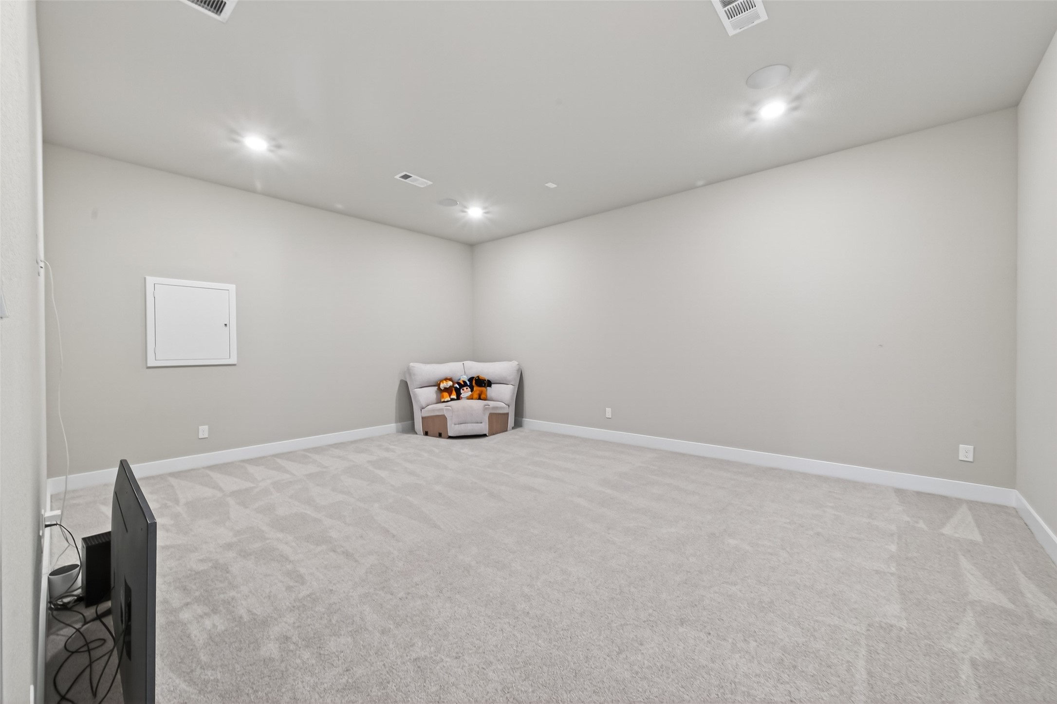 1303 Royal Knoll Lane Property Photo 36