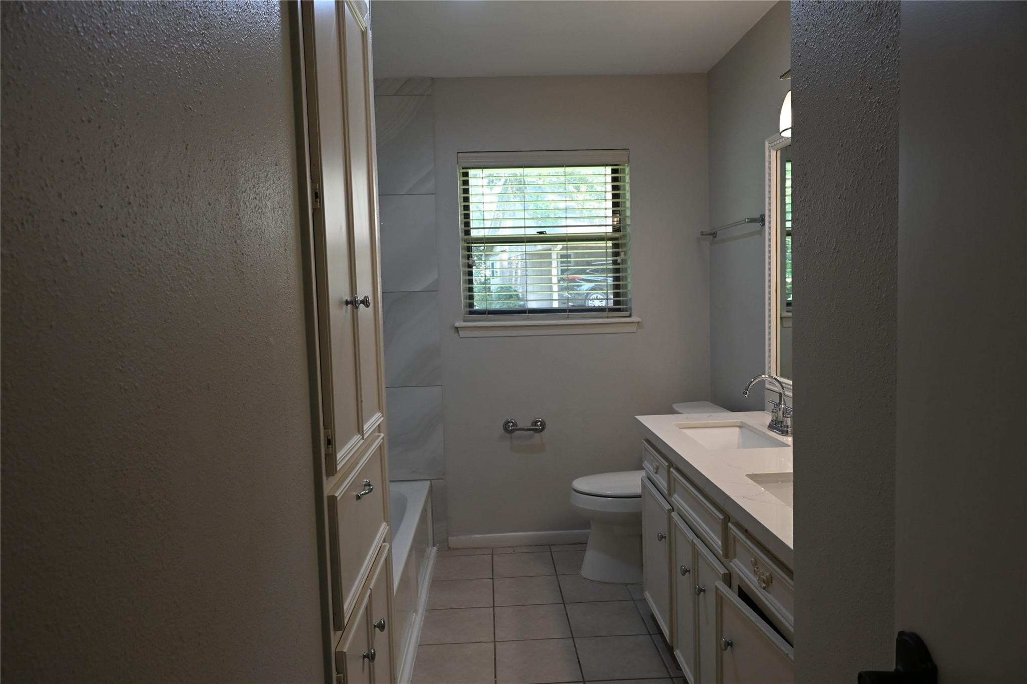 212 Summit Drive Property Photo 13