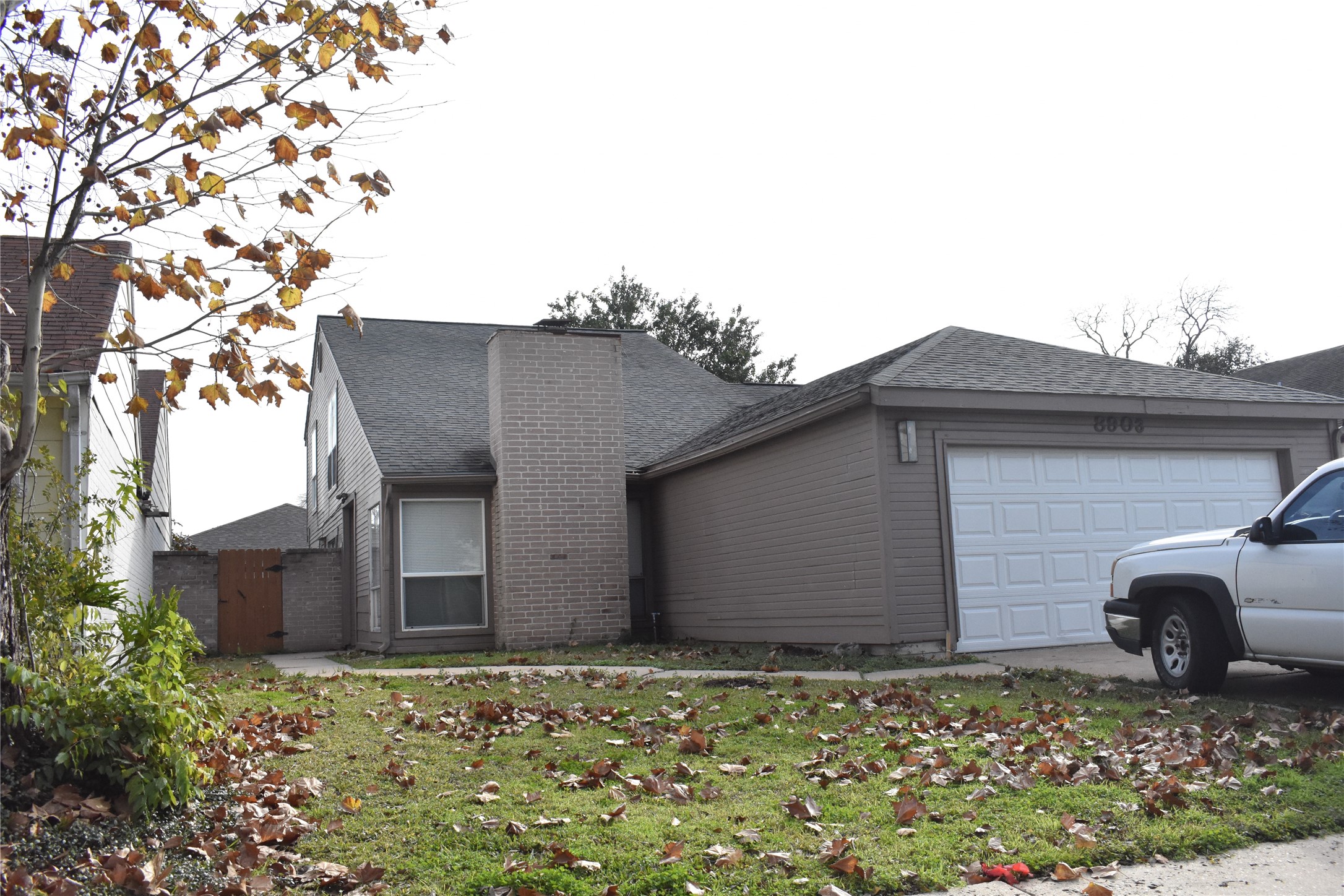 8903 Kalewood Drive Property Photo 2