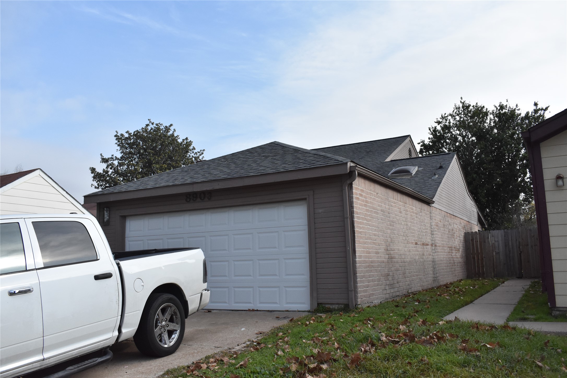 8903 Kalewood Drive Property Photo 4