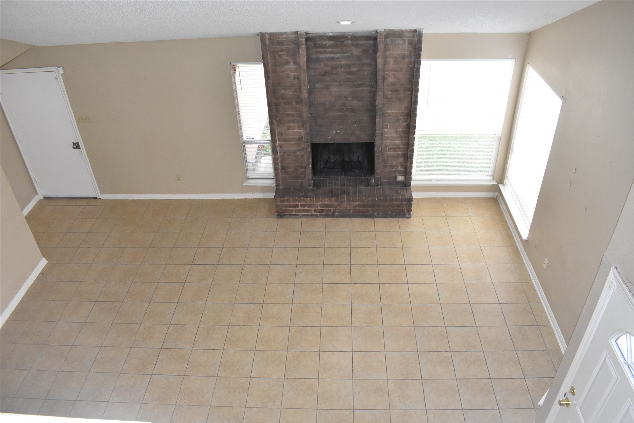 8903 Kalewood Drive Property Photo 6