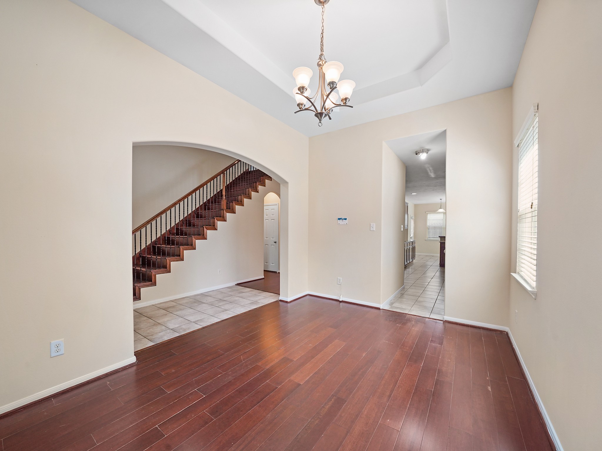 21614 Mid Peak Way Property Photo 3
