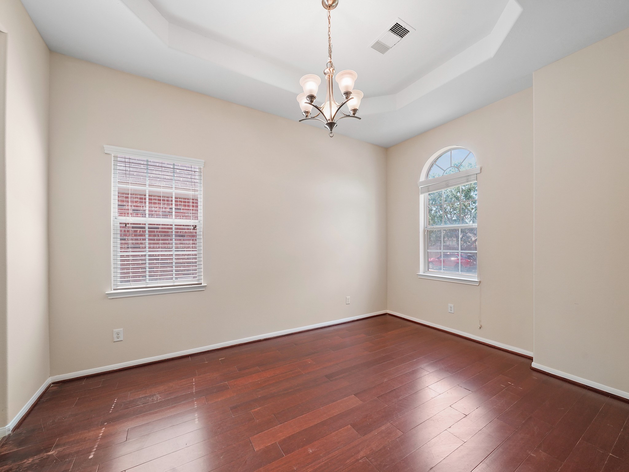21614 Mid Peak Way Property Photo 4