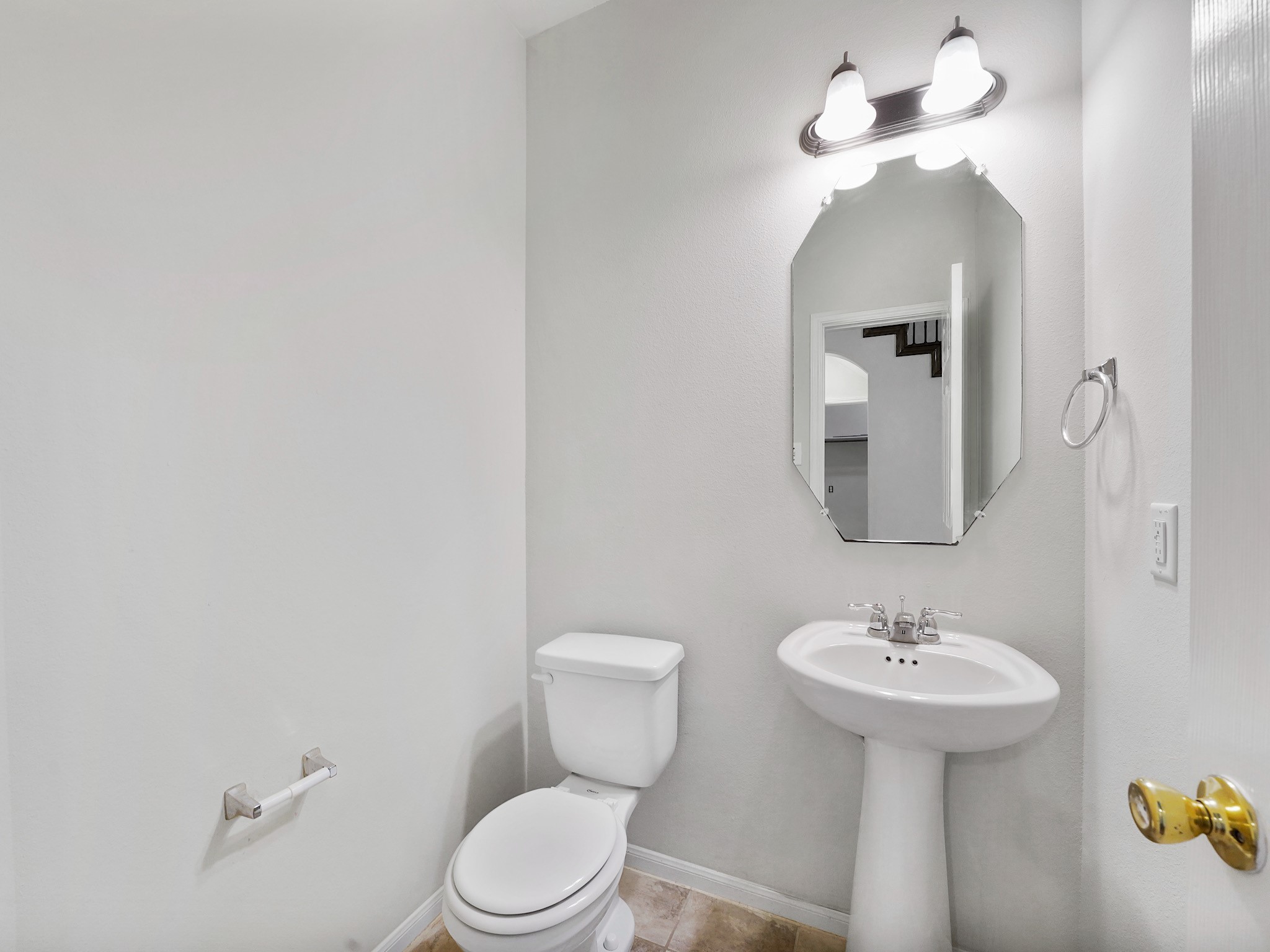 21614 Mid Peak Way Property Photo 5
