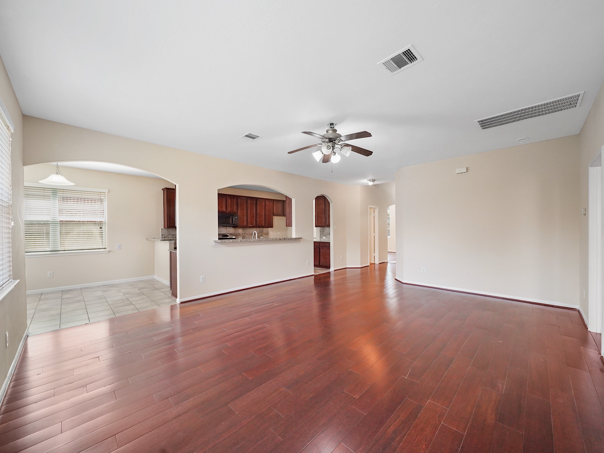 21614 Mid Peak Way Property Photo 6