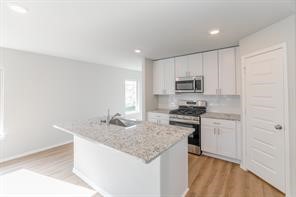 87 Courageous Side Way Property Photo 3