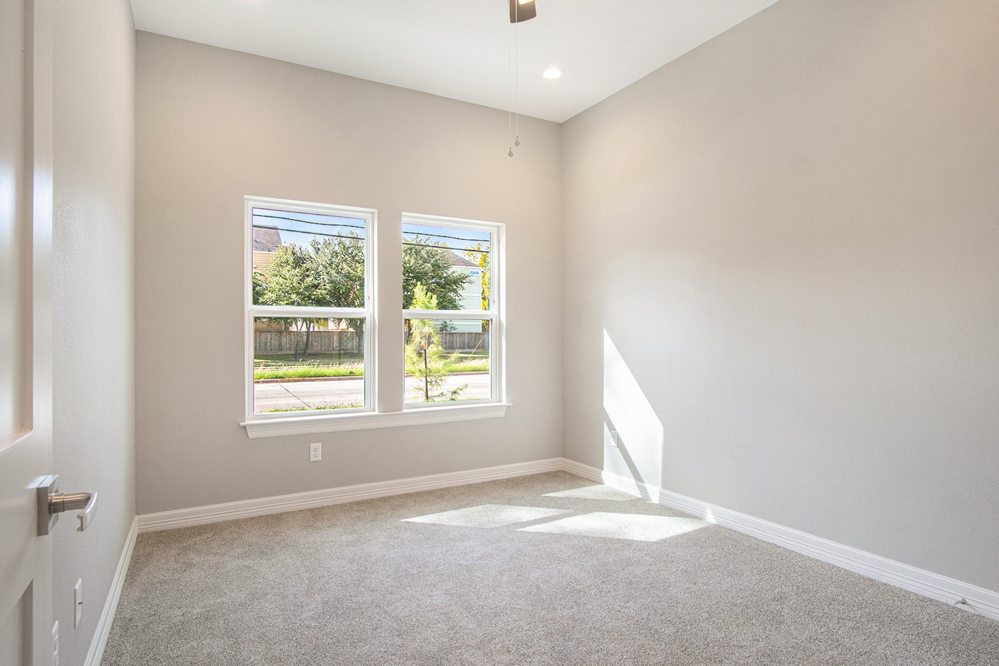 5262 Ella Boulevard 100a Property Photo 12