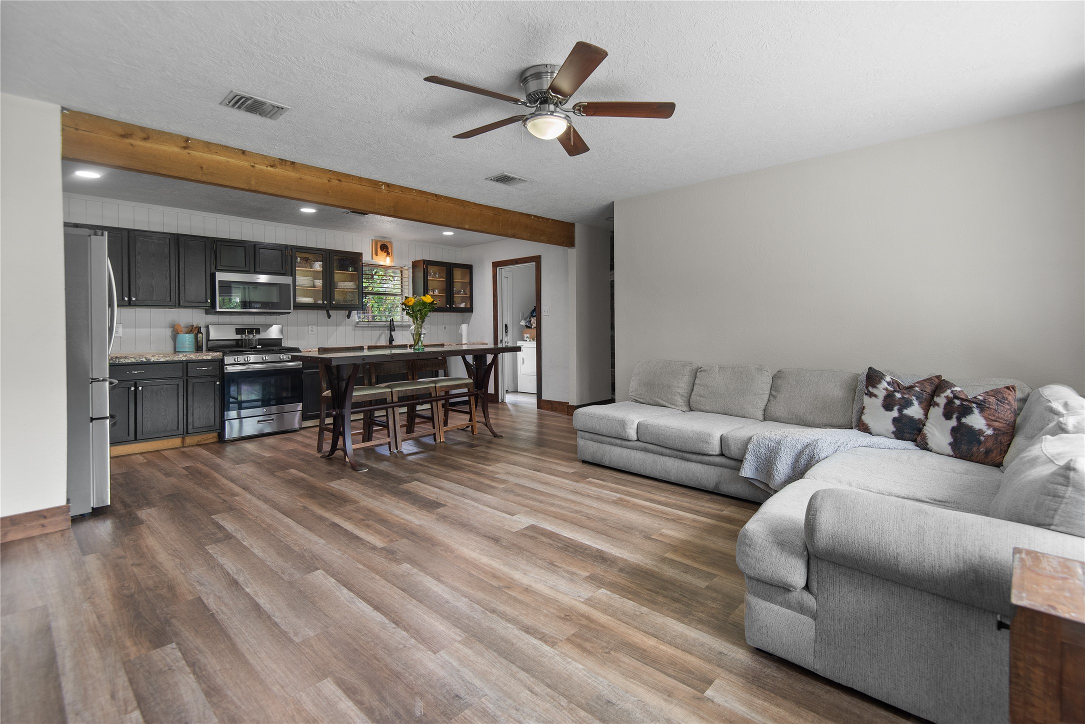 22117 Magnolia Hills Drive Property Photo 5