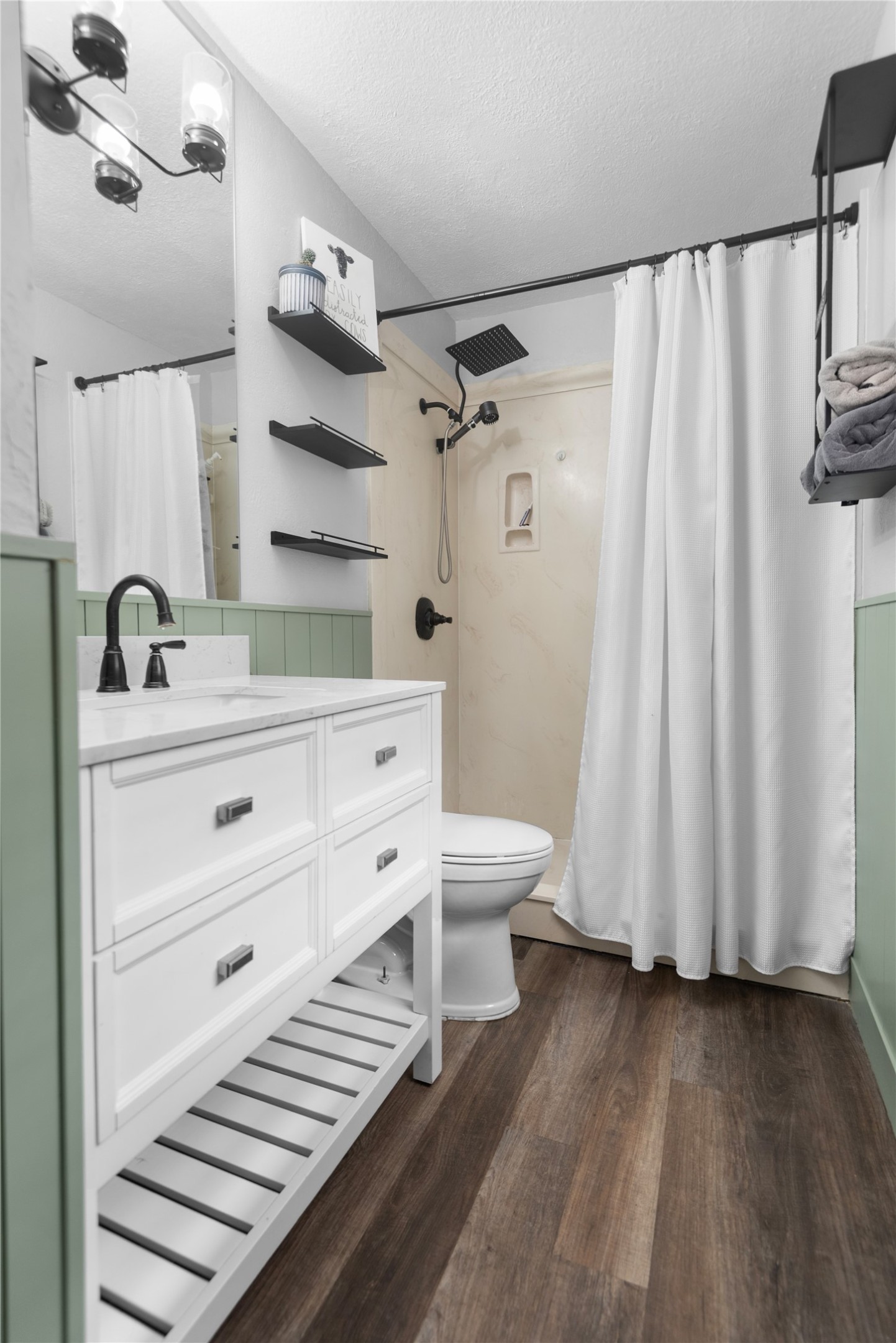 22117 Magnolia Hills Drive Property Photo 10