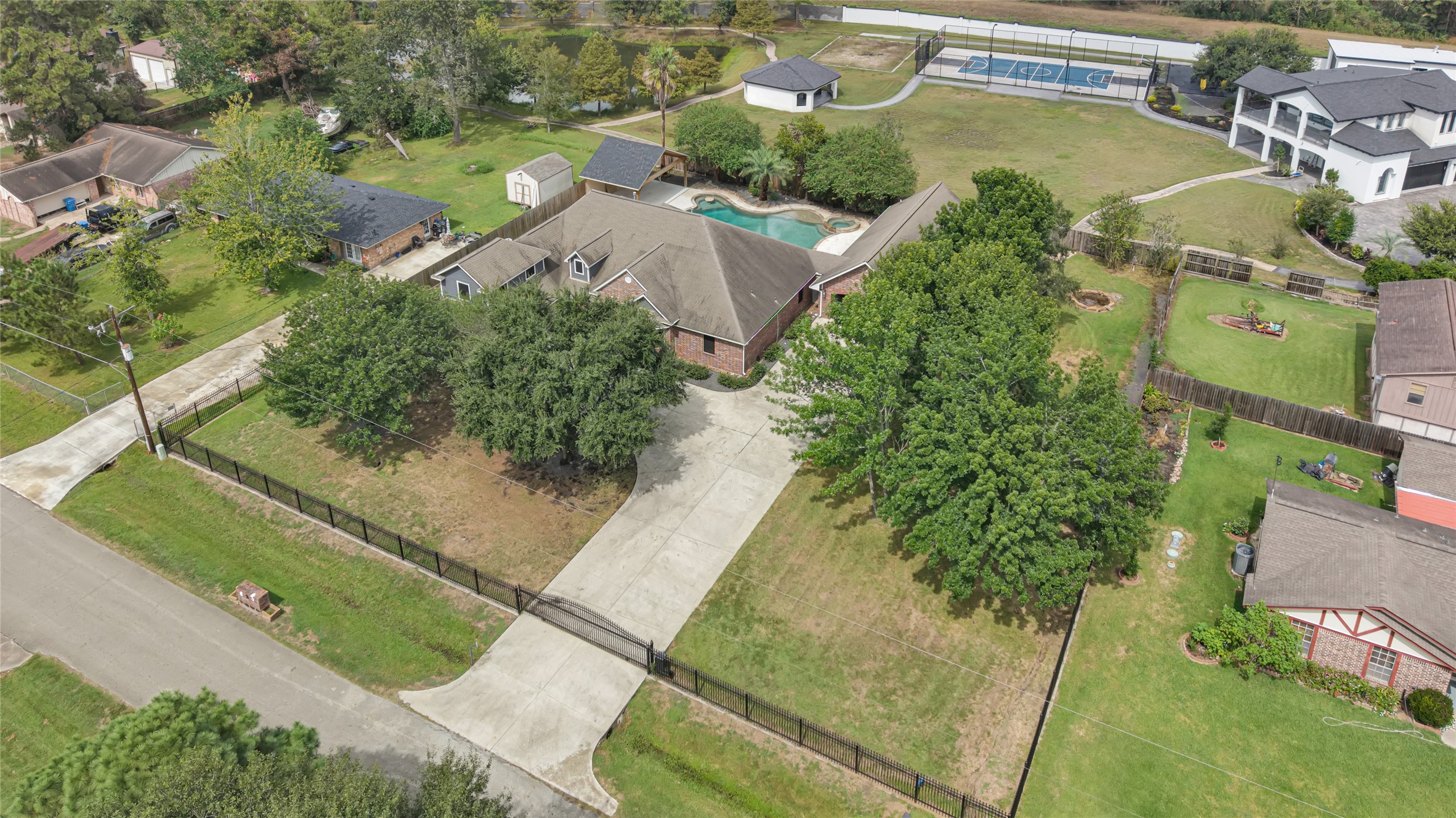 19763 Irenell Dr Property Photo 48