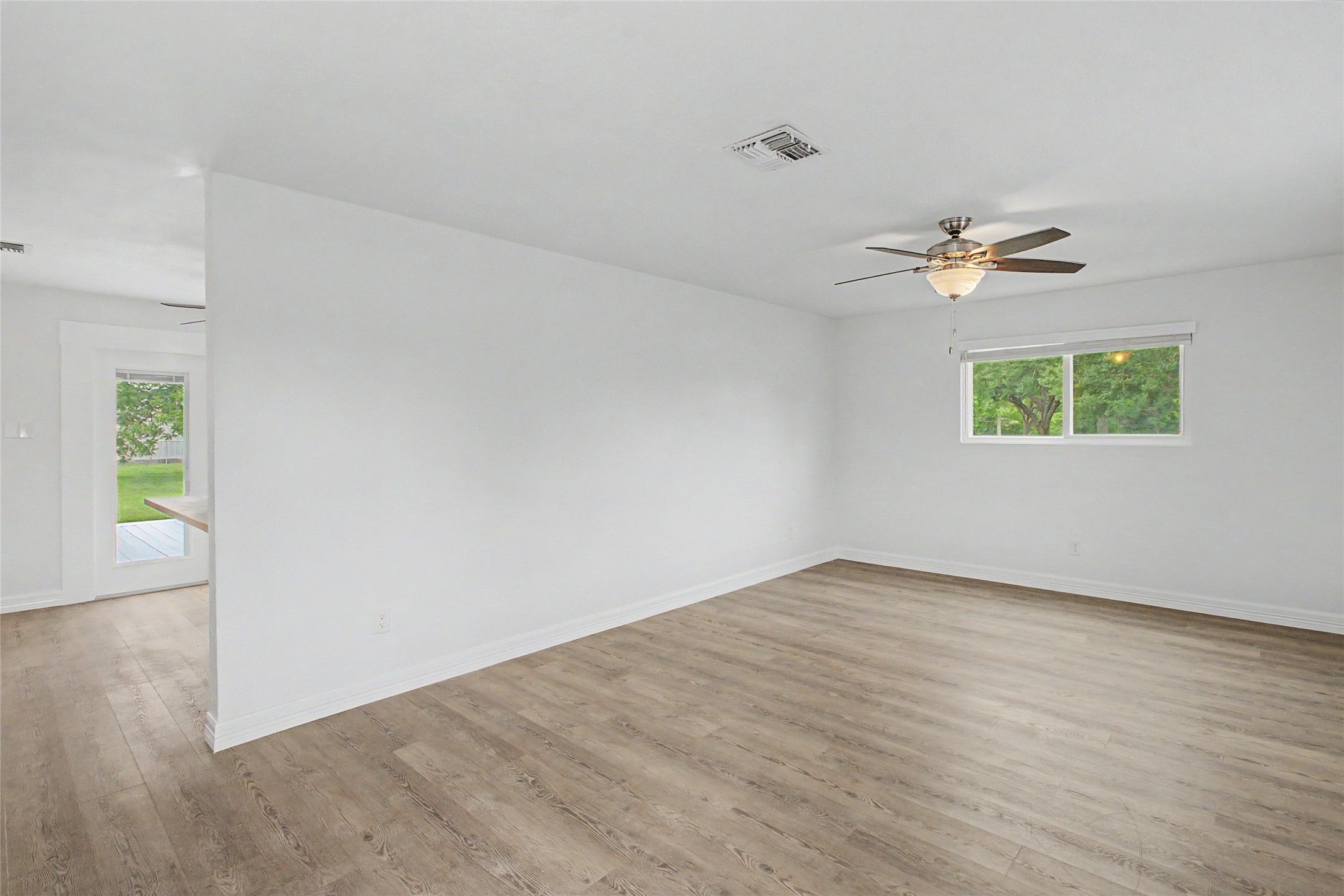 6315 Avenue T Property Photo 9