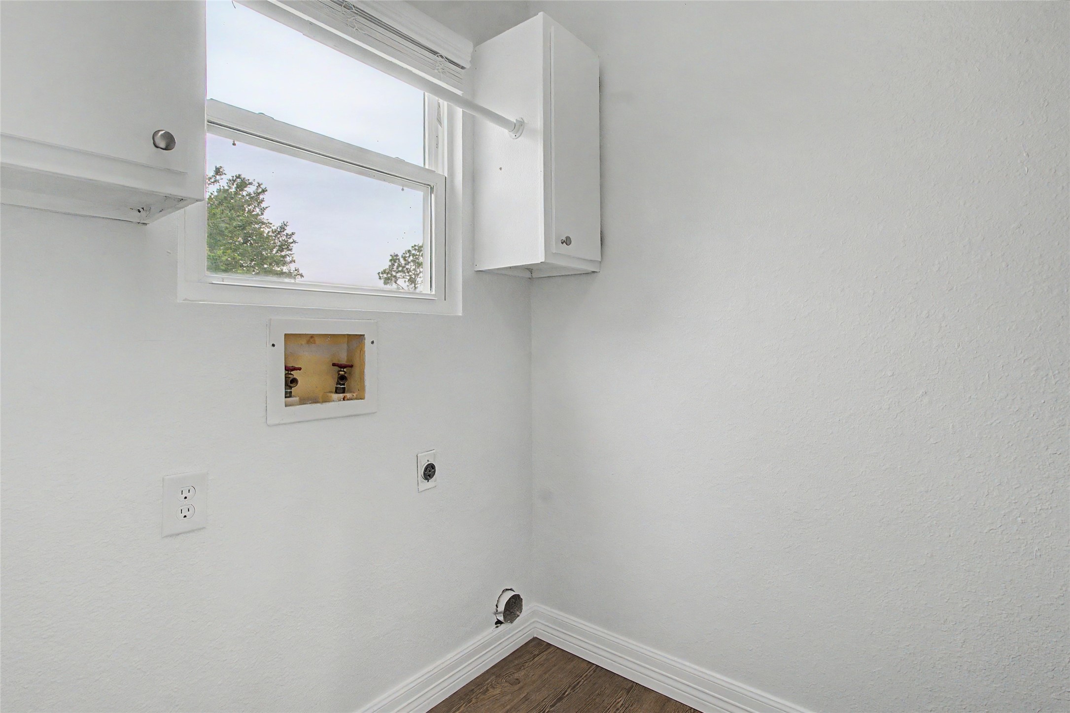 6315 Avenue T Property Photo 24