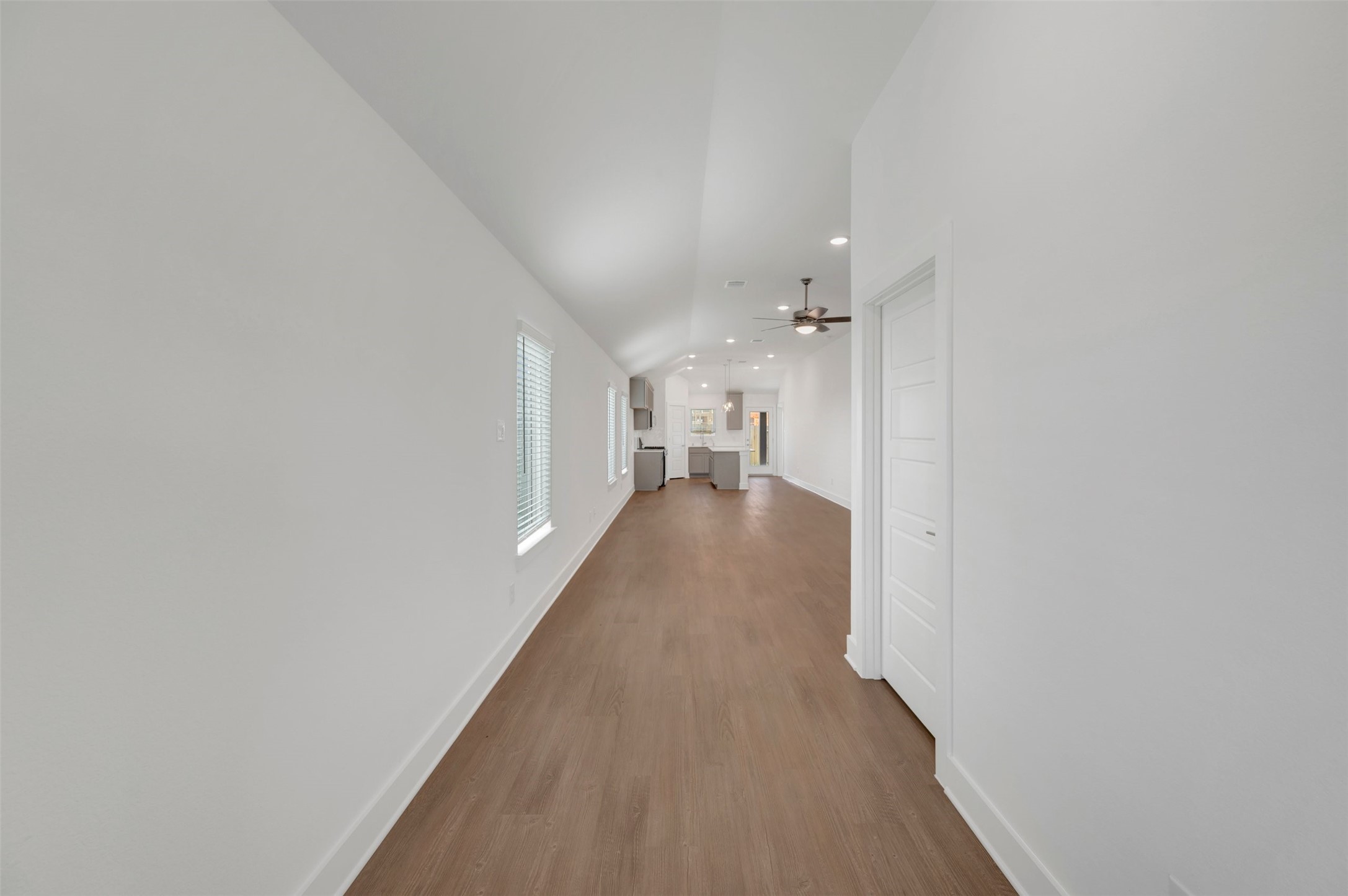 32527 Midsummer Drive Property Photo 6