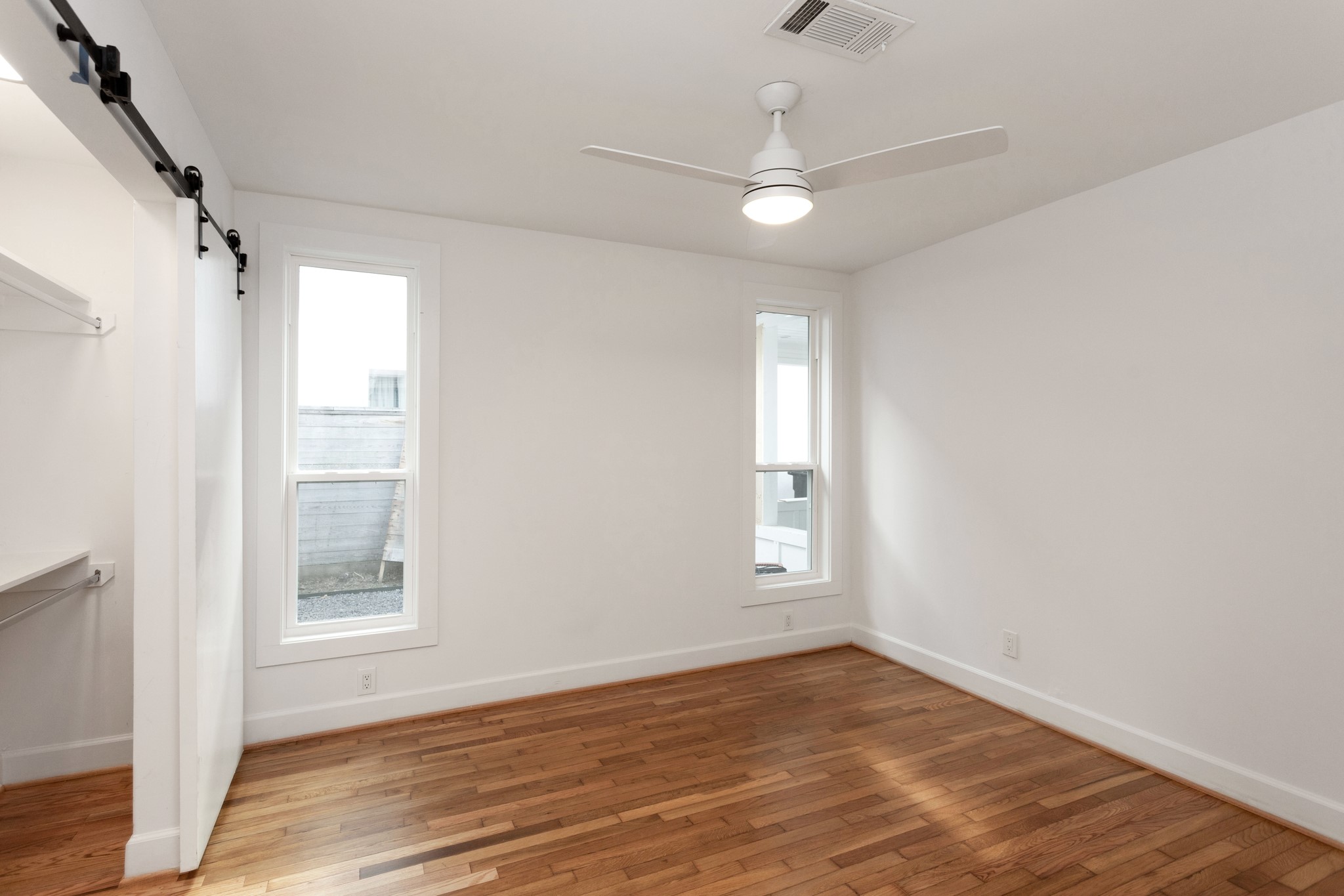1834 Norcrest Drive Property Photo 13