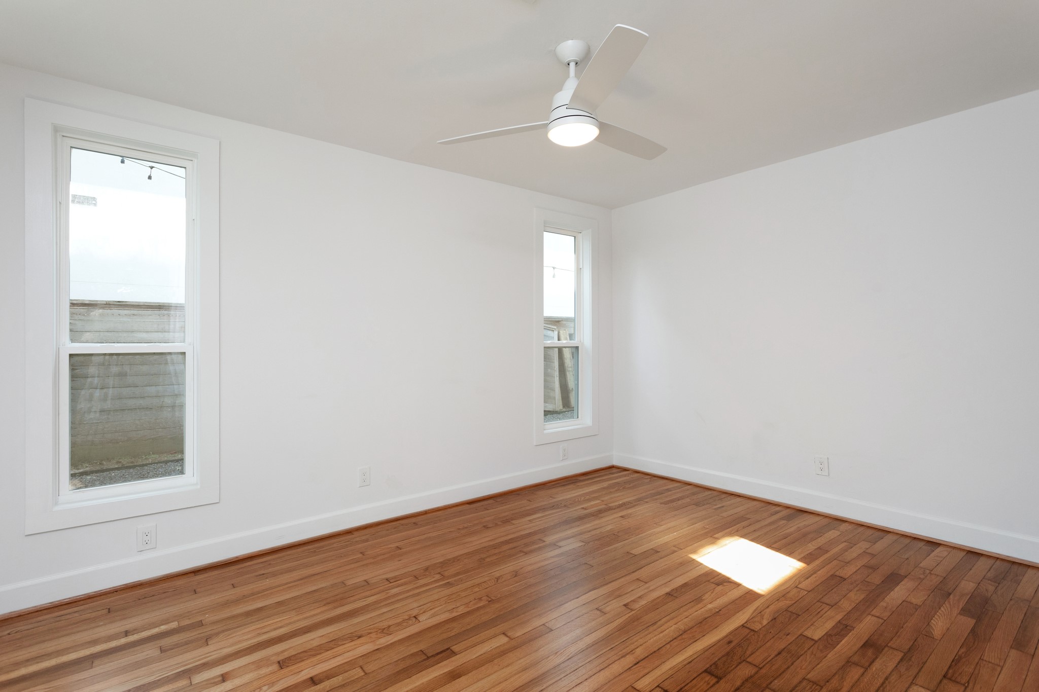 1834 Norcrest Drive Property Photo 14