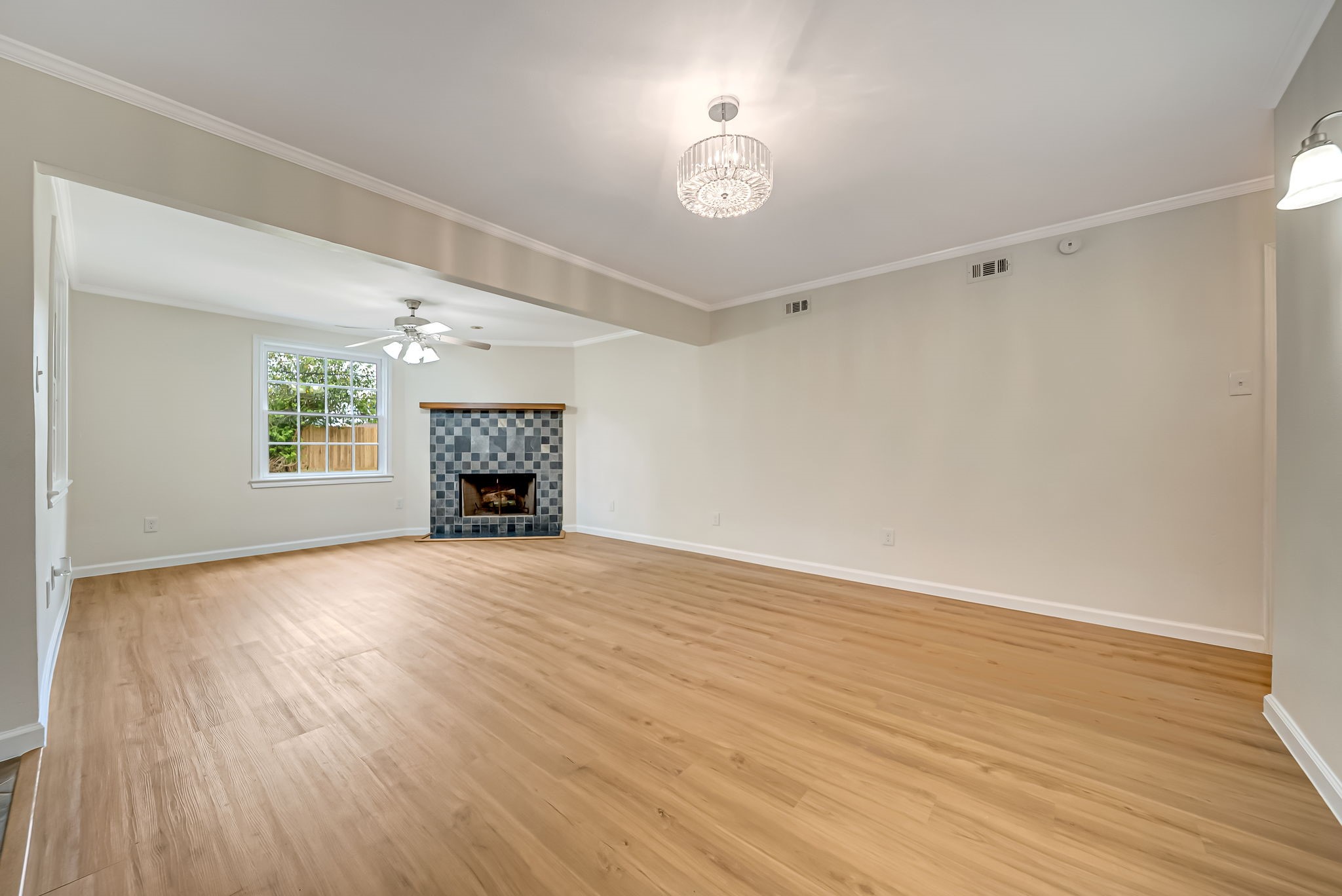 4127 Hill Oak Drive Property Photo 22