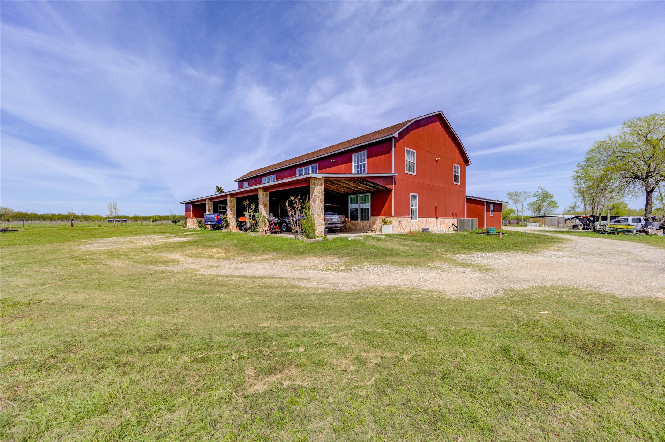 8570 Sunny Side Road Property Photo 4